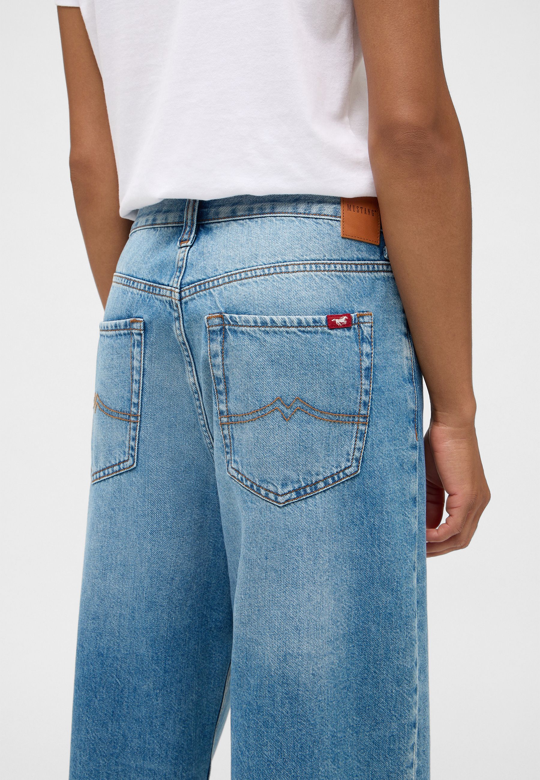 Bekleidung, Jeans, Hosen, Person