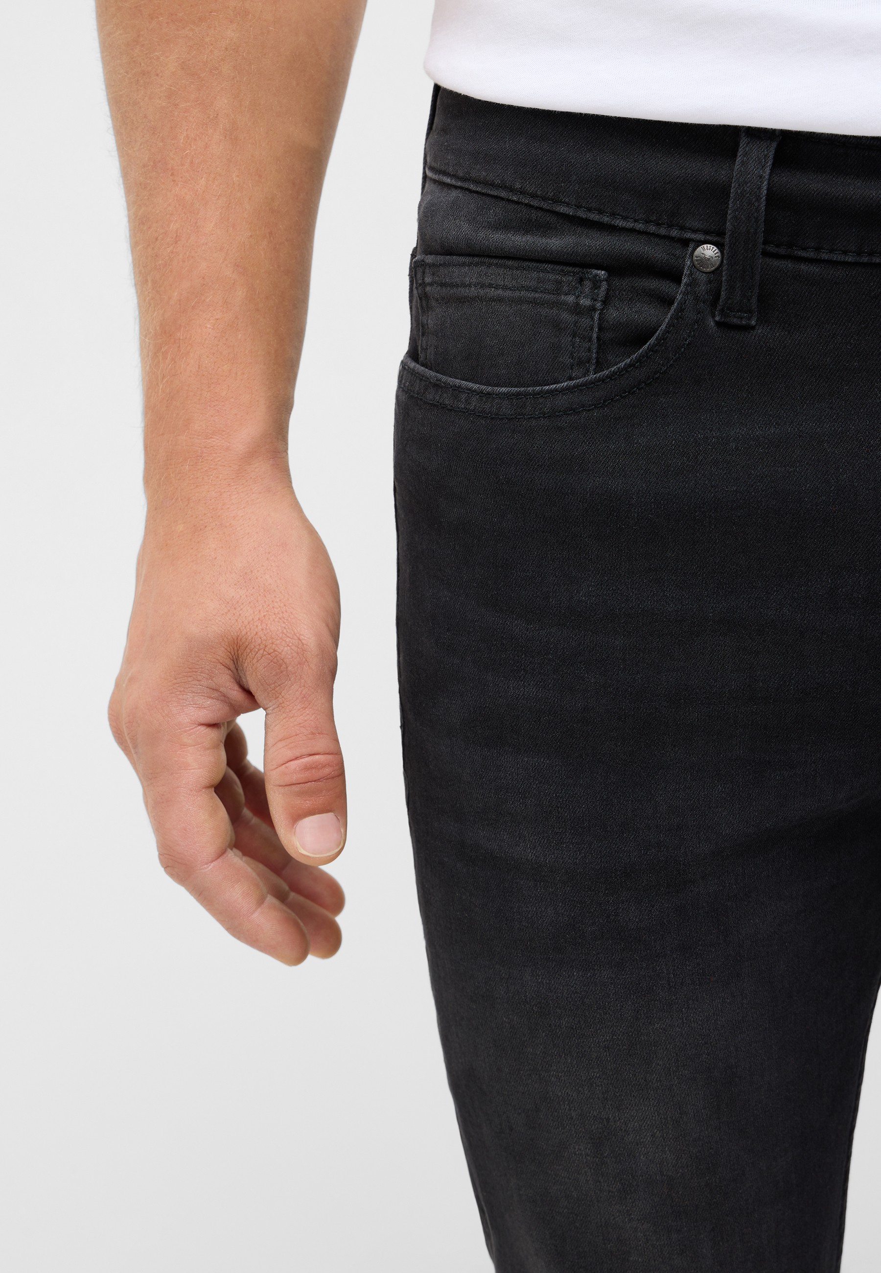 Bekleidung, Hosen, Jeans, Finger, Langer Ärmel