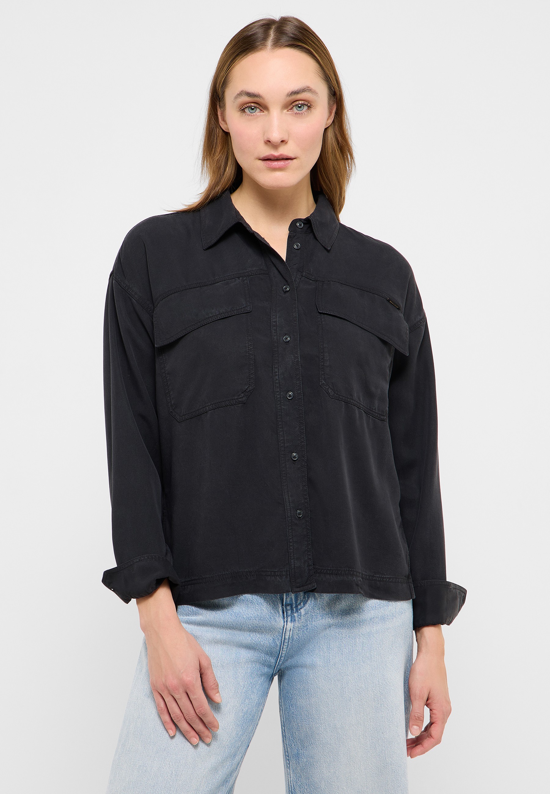 dunkle Hemdbluse, Oversized Hemd, Knopfleiste, Brusttaschen, Baumwolle