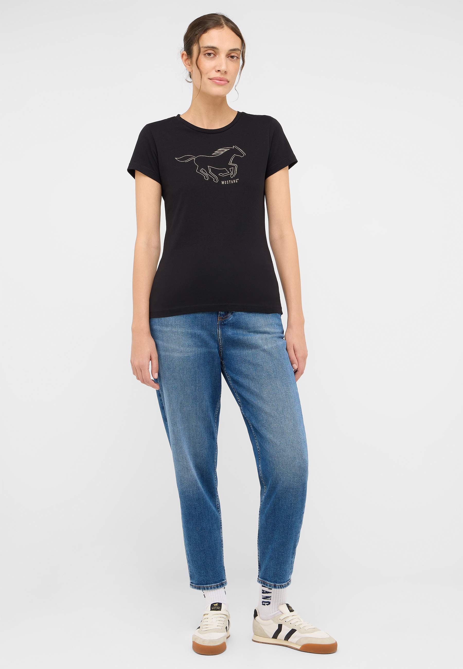 Bekleidung, Hosen, T-shirt, Jeans, Person