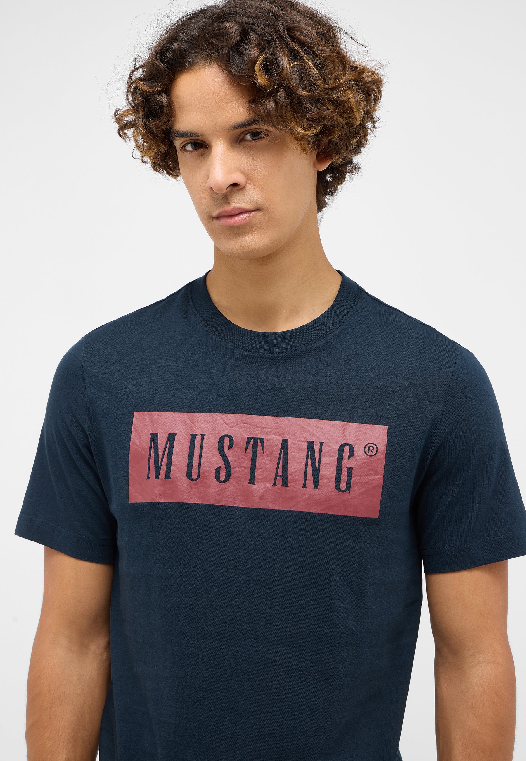 Bekleidung, T-shirt, Person