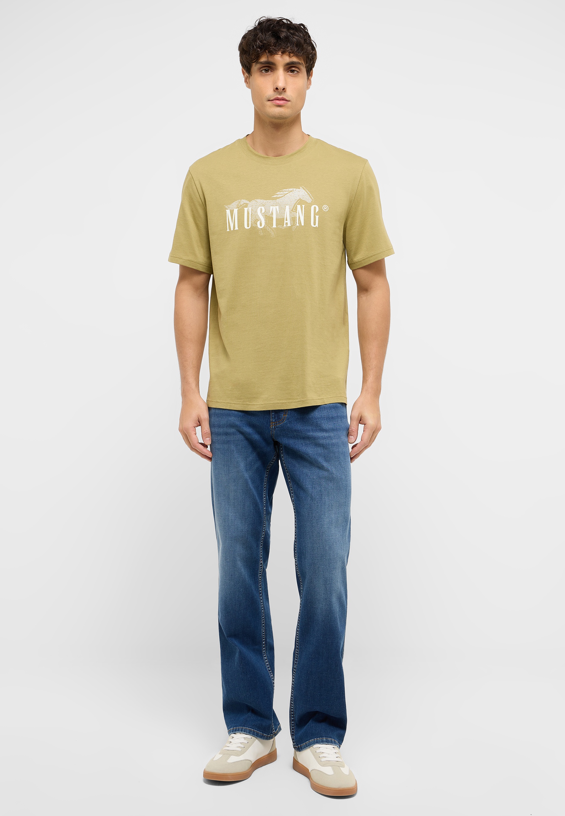 T-shirt, Person, Jeans, Hosen, Hemd