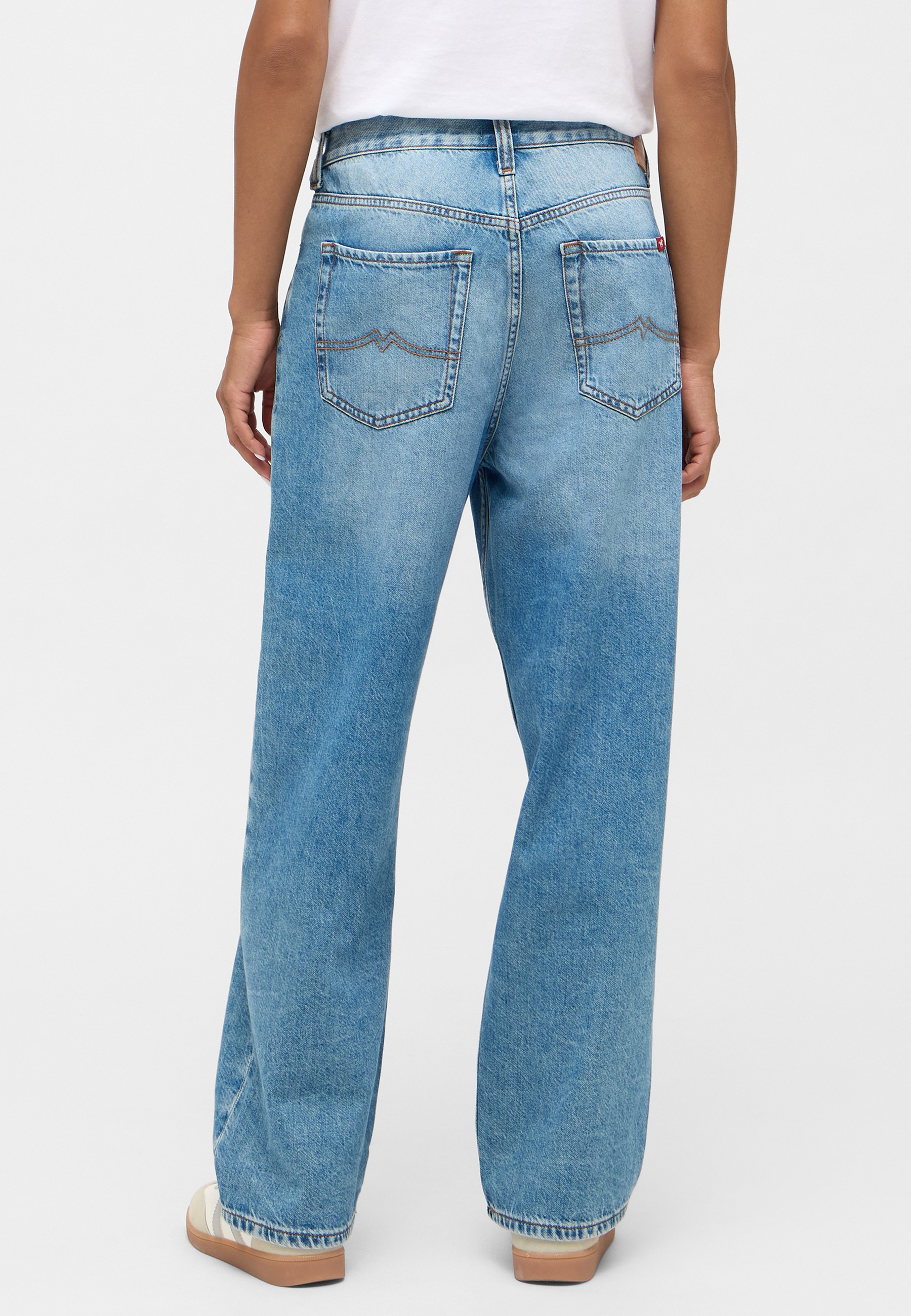 jeans, bleached, straight, back pockets, denim