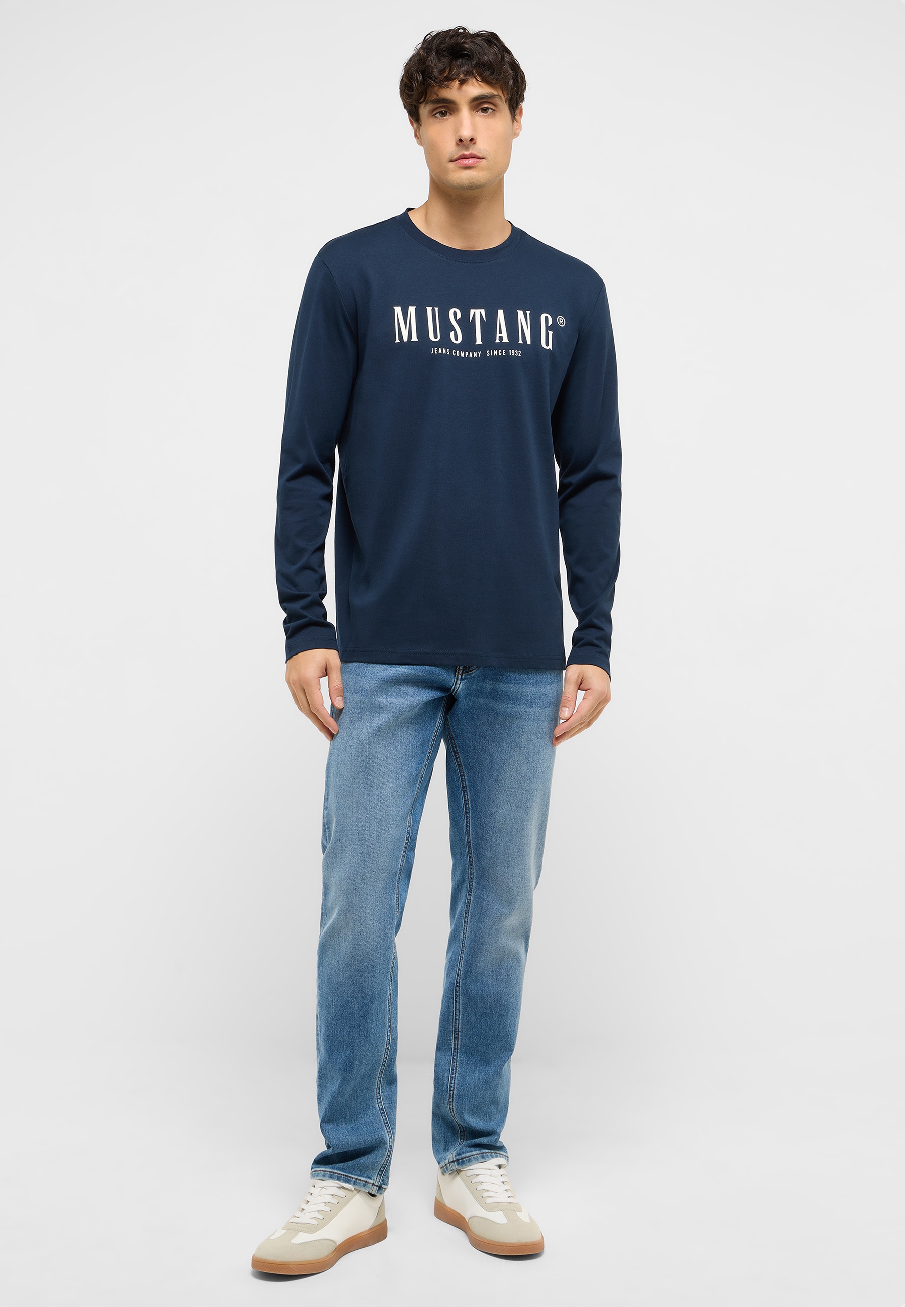 Langarm, Hosen, Person, Jeans, Stehend