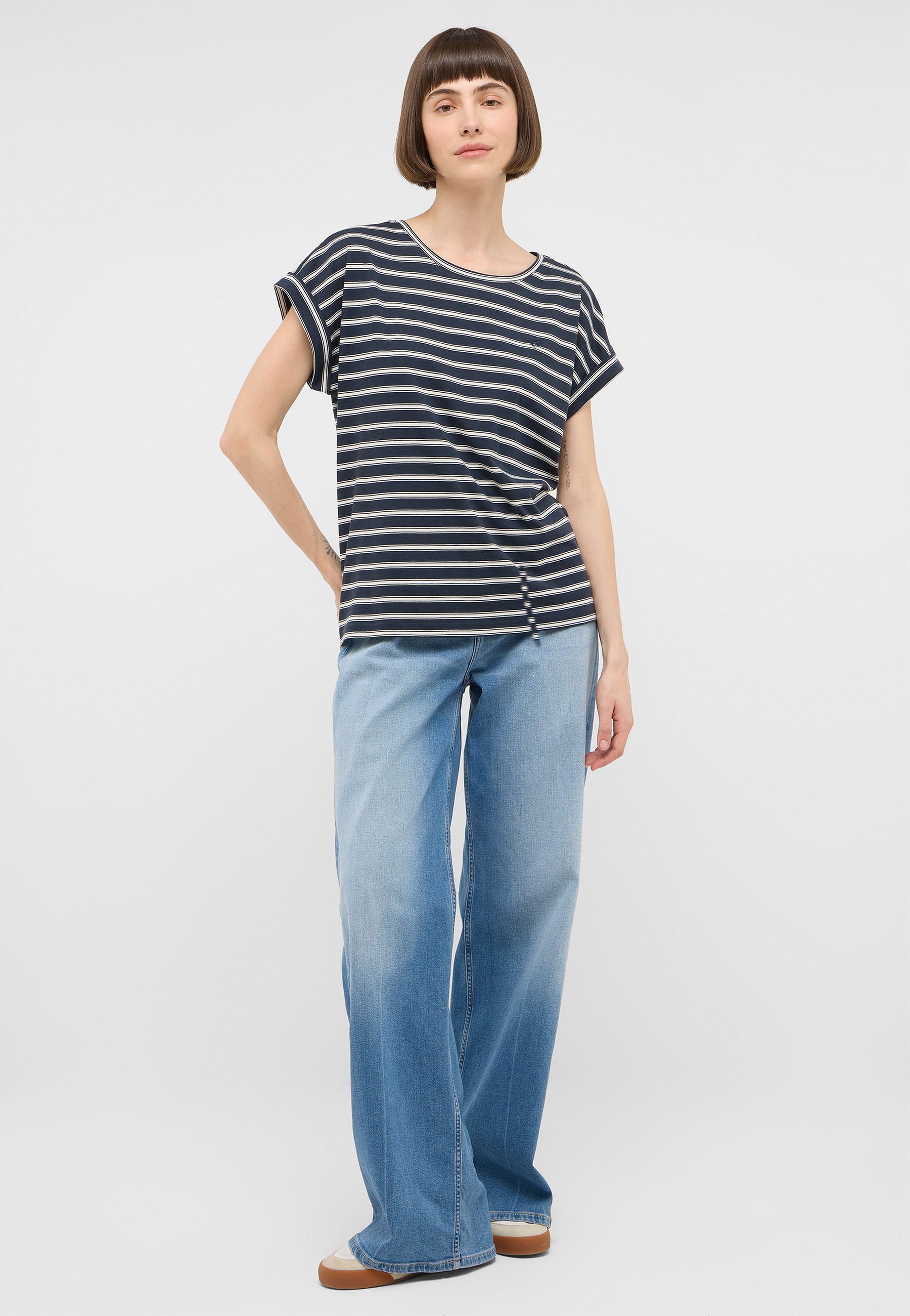 gestreift, T-Shirt, Kurzarm, Rundhalsausschnitt, Jeans