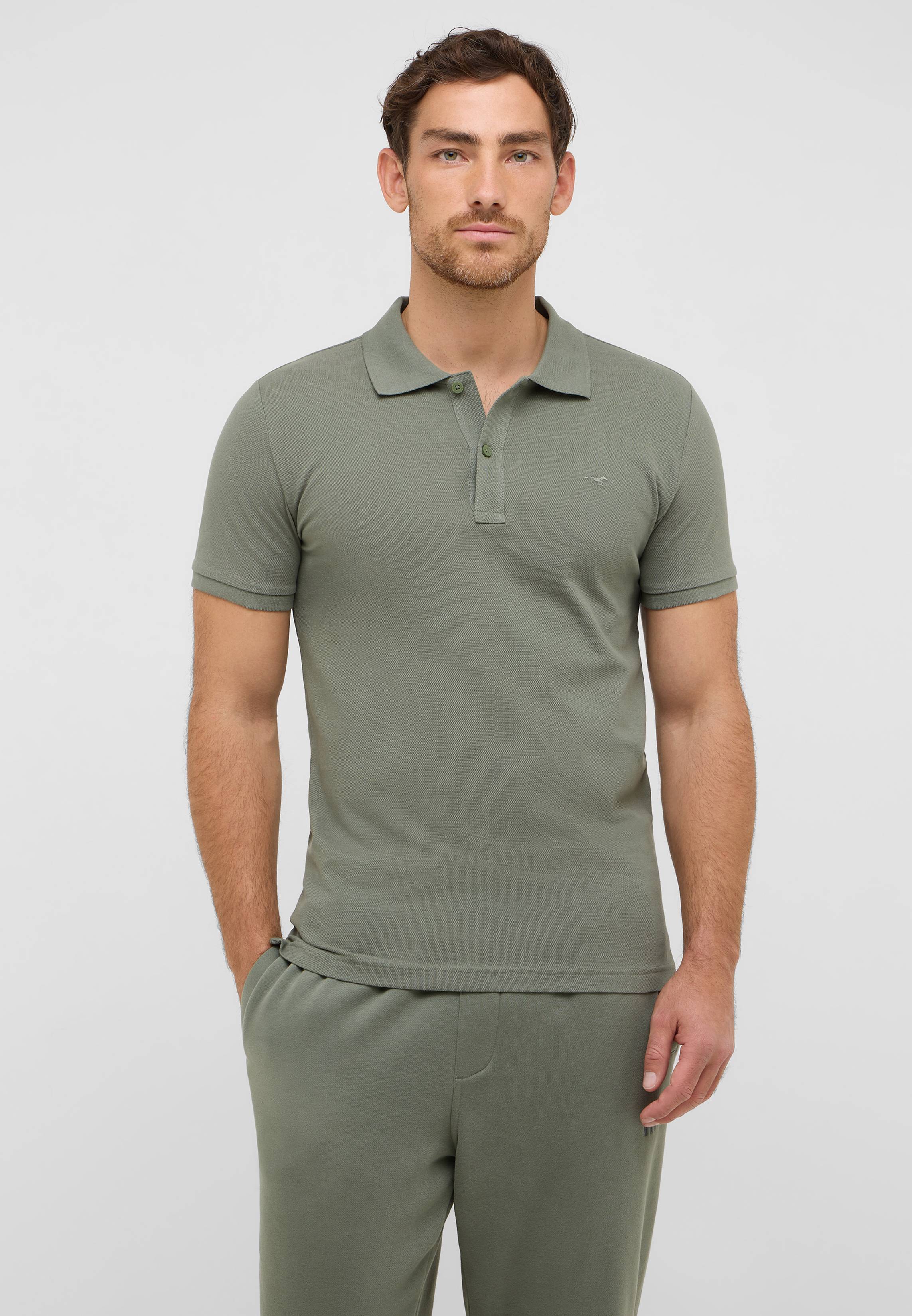 T-shirt, Hemd, Erwachsener, Mann, Person