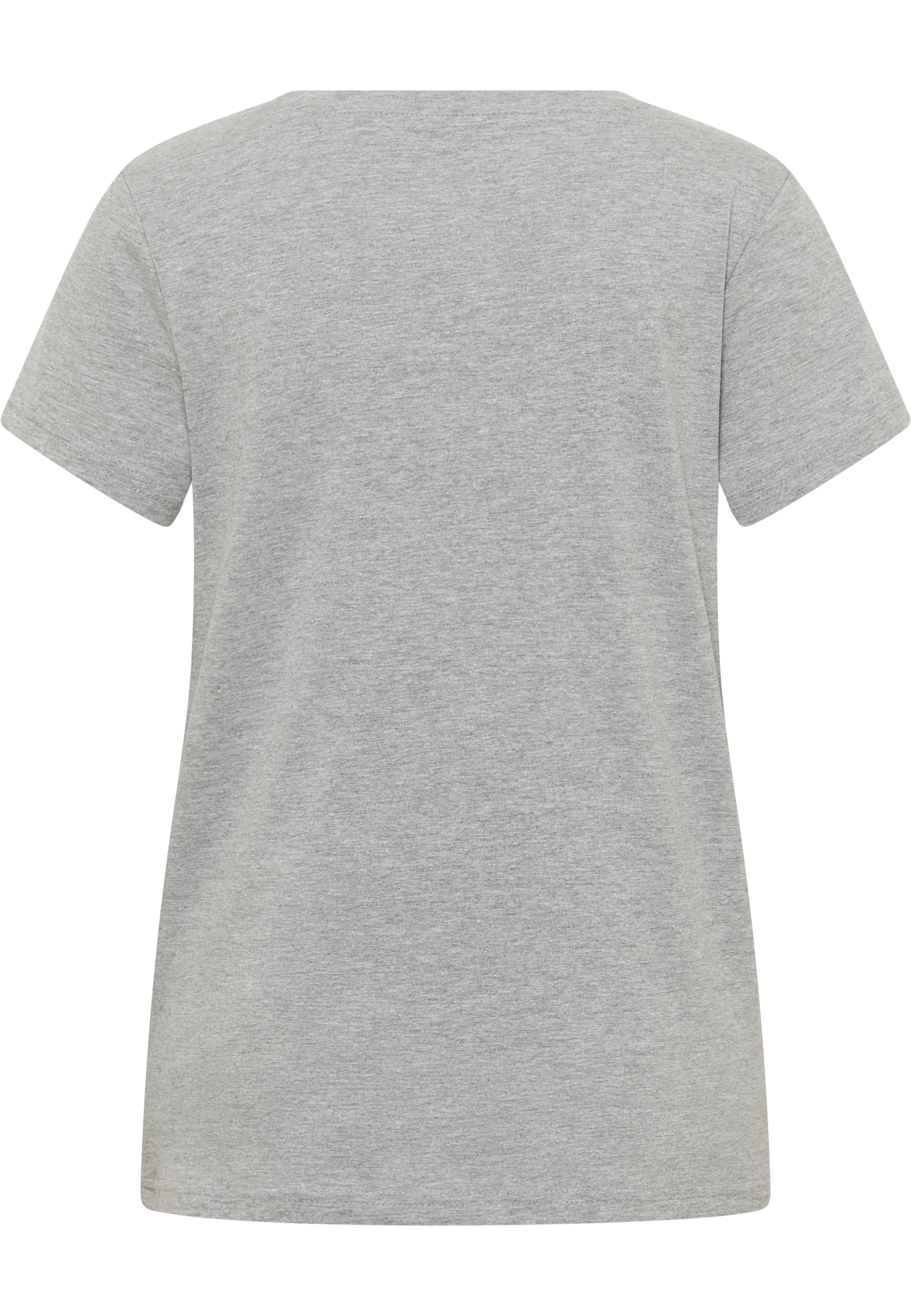 Bekleidung, T-shirt