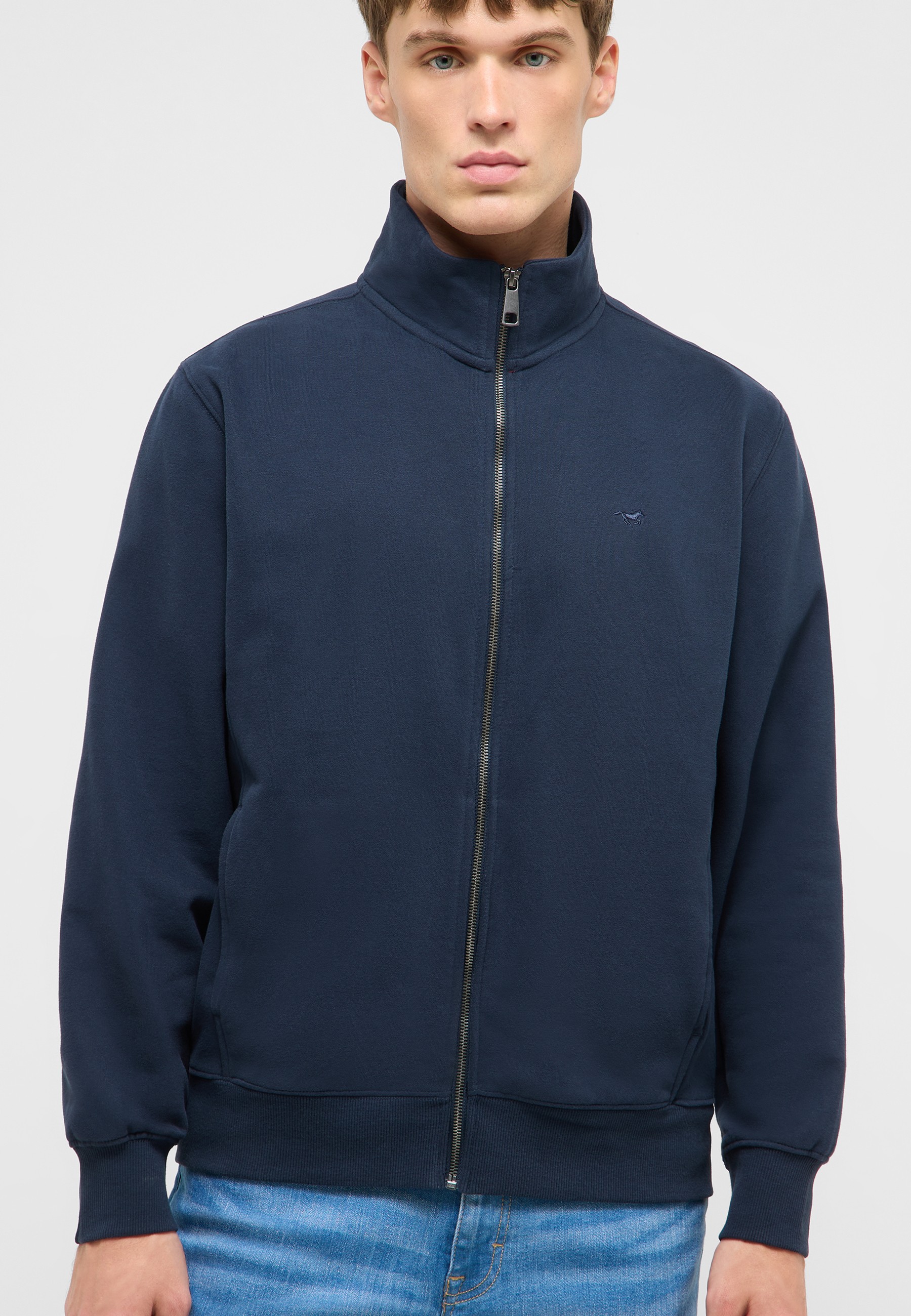 dunkelblaue_jacke, vollreissverschluss, hochkragen, sportjacke, universal_size