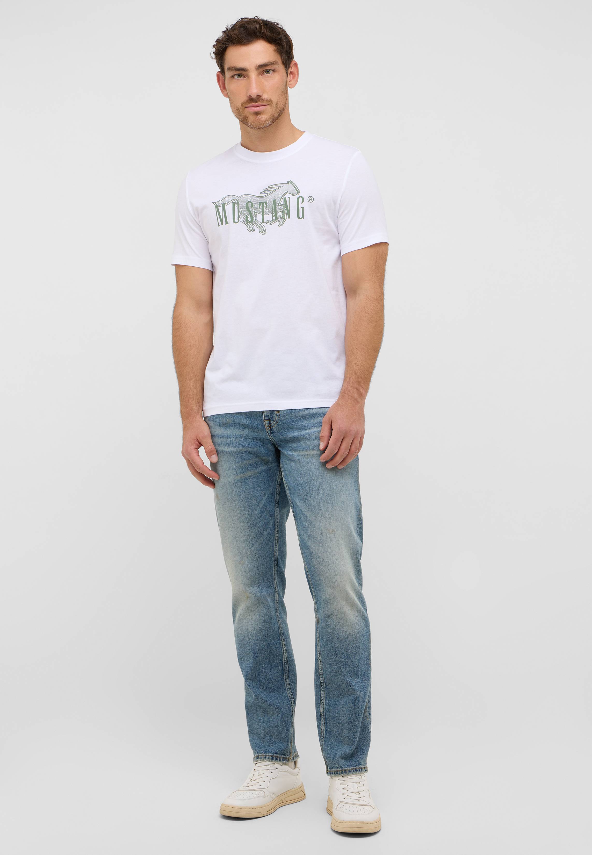 T-shirt, Hosen, Person, Stehend, Jeanshose