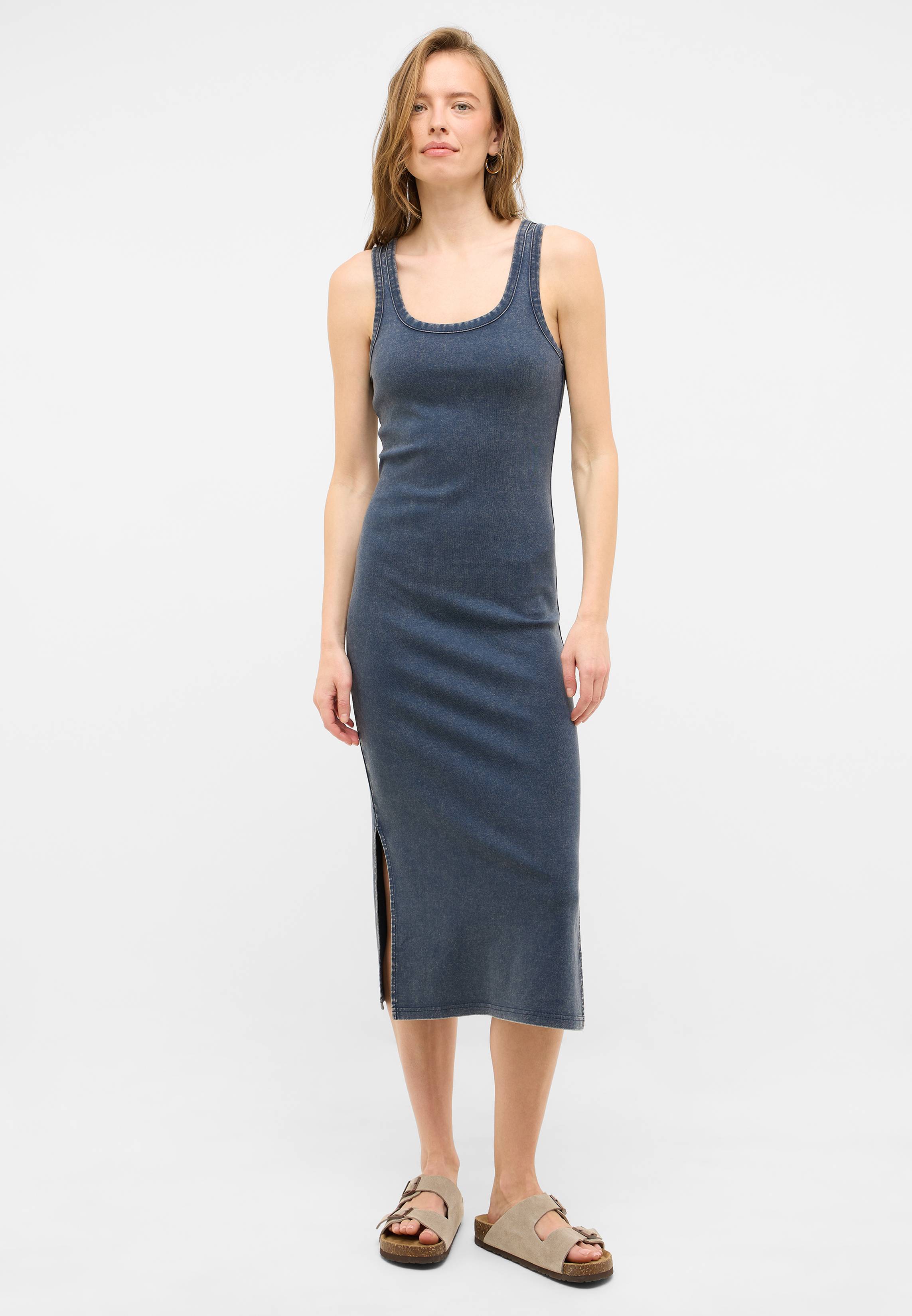 Bekleidung, Kleid, Sandale, Formelle Kleidung, Abendkleid