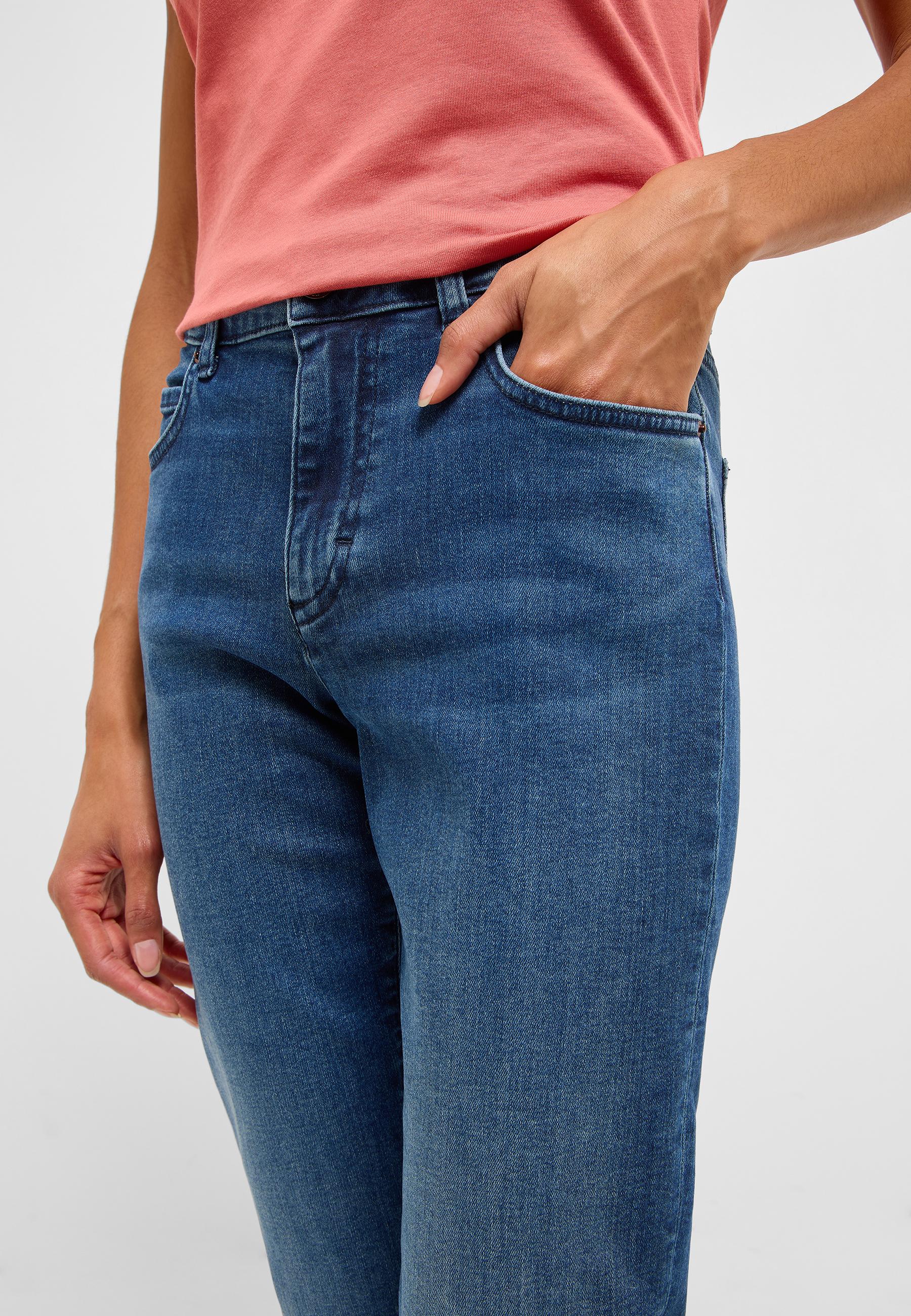 Jeans Style Crosby Relaxed Slim