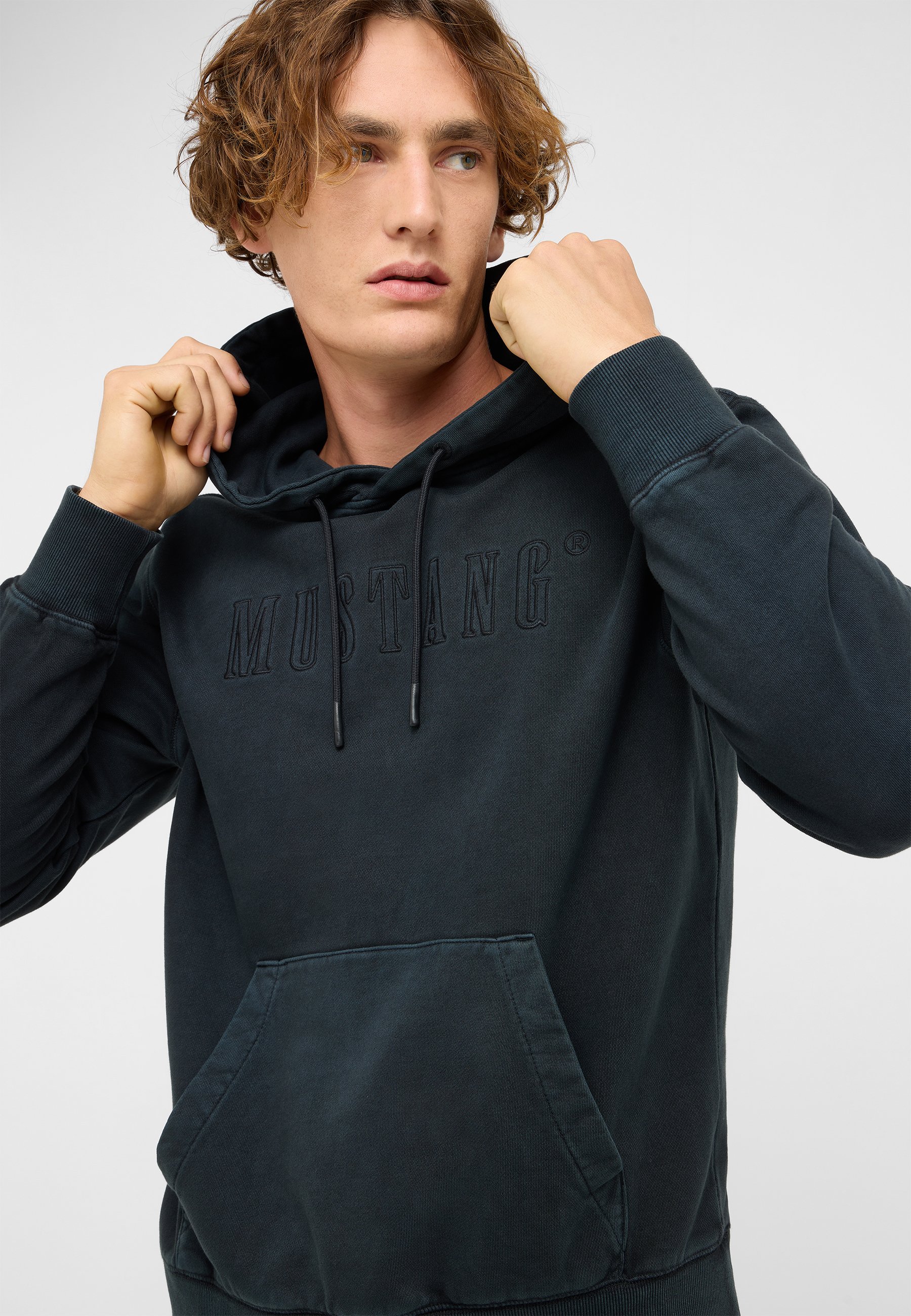 Strickwaren, Pullover, Sweatshirt, Kapuzenpulli, Kapuze