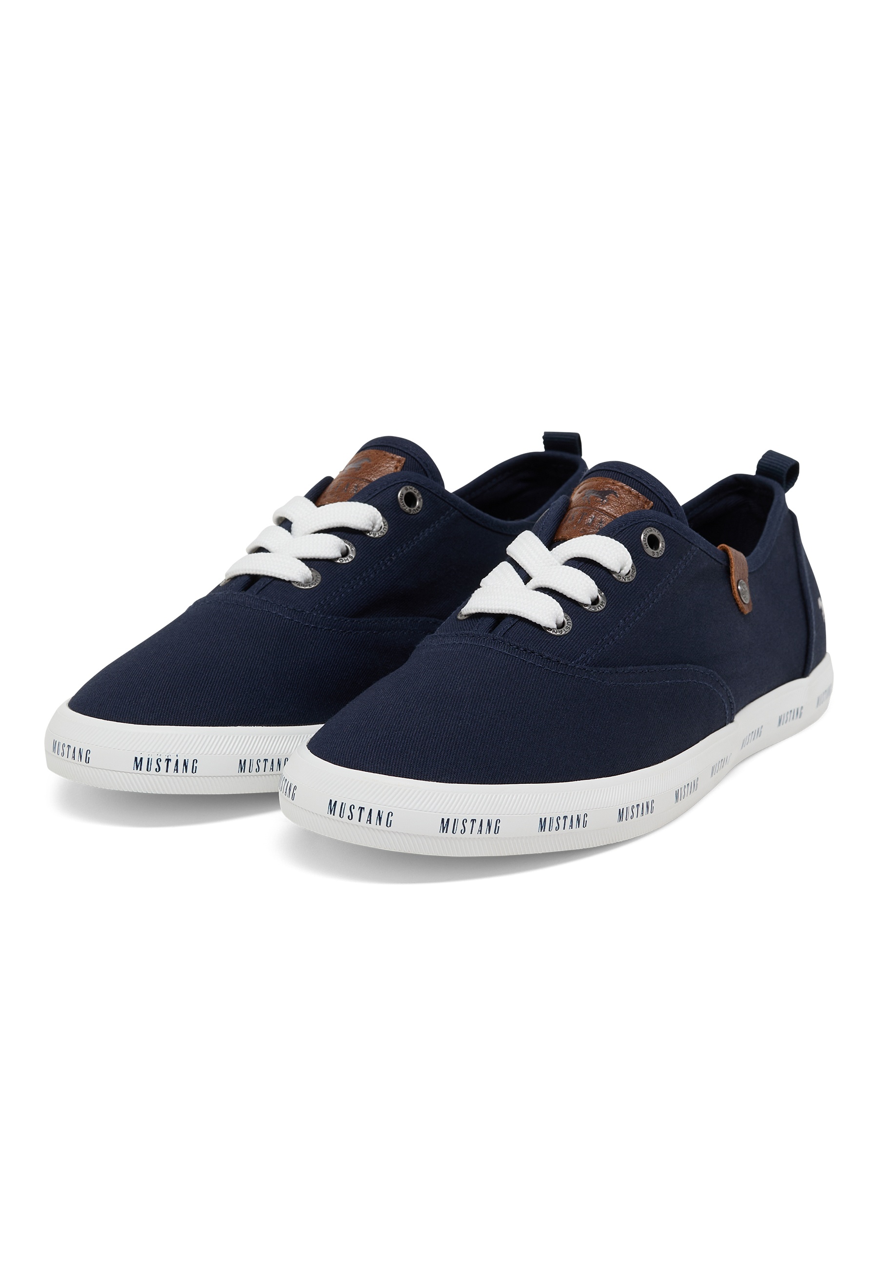 Sneaker, Navy, White sole, Lace-up, Low-cut