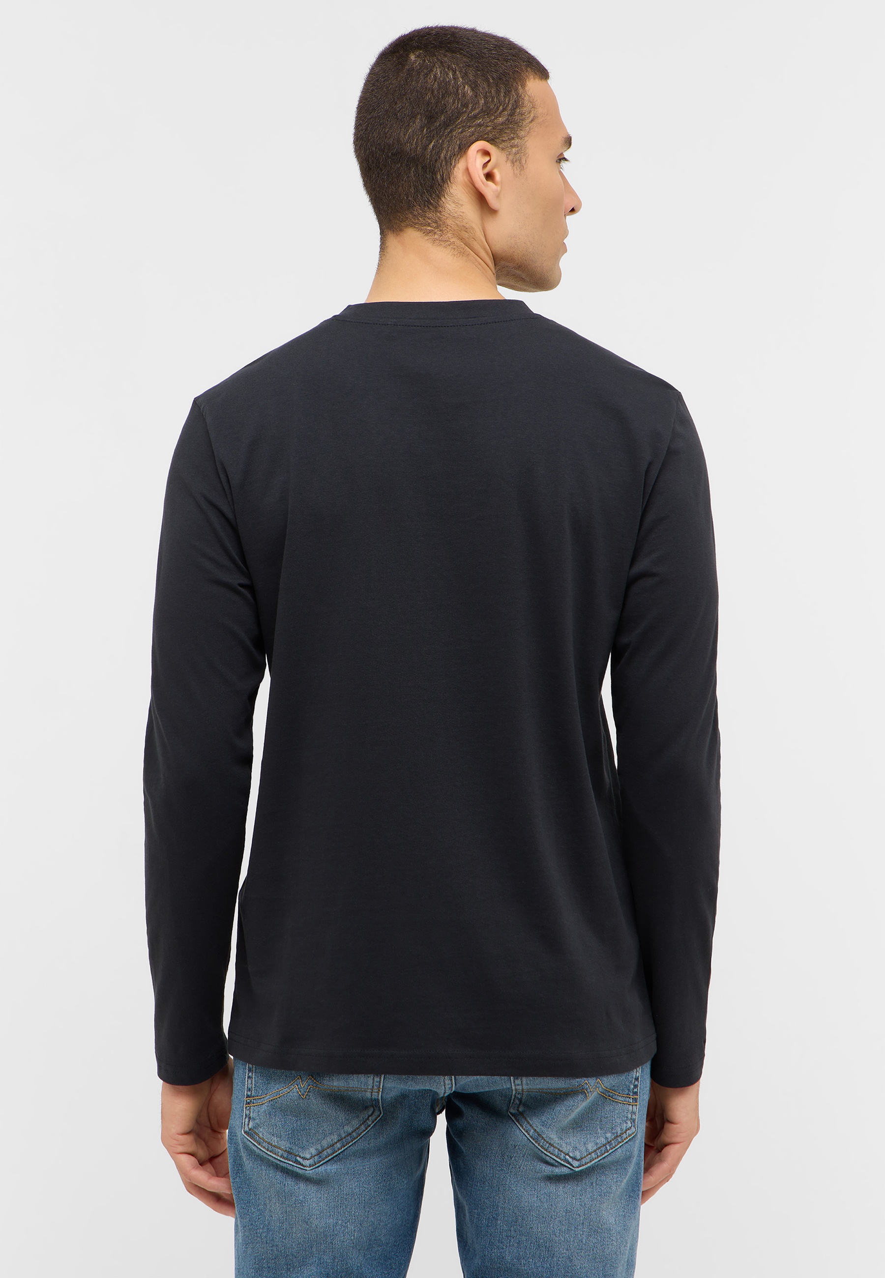 Langarm, Ärmel, Erwachsener, Mann, Person