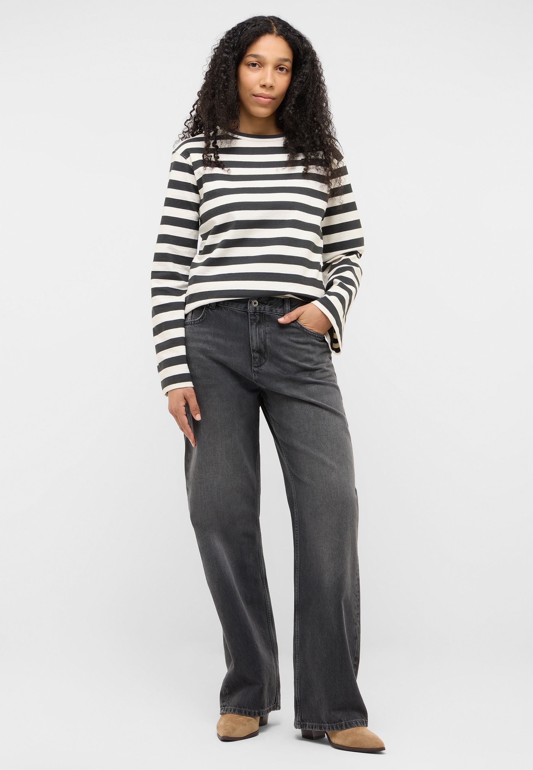 Hosen, Langarm, Jeans, Person, Schuh