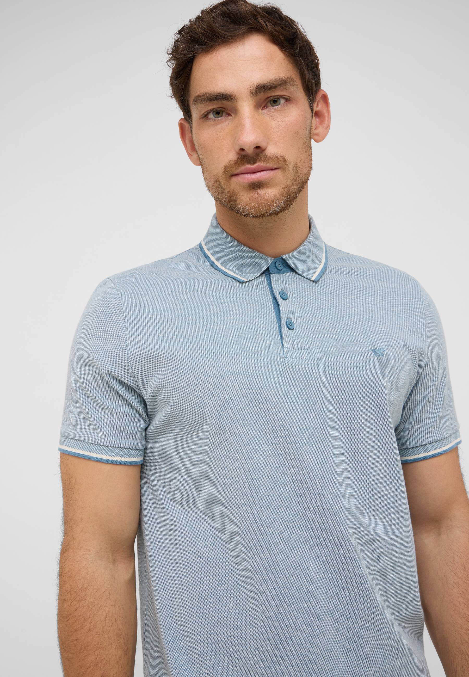 T-shirt, Zubehör, Anhänger, Halskette, Person