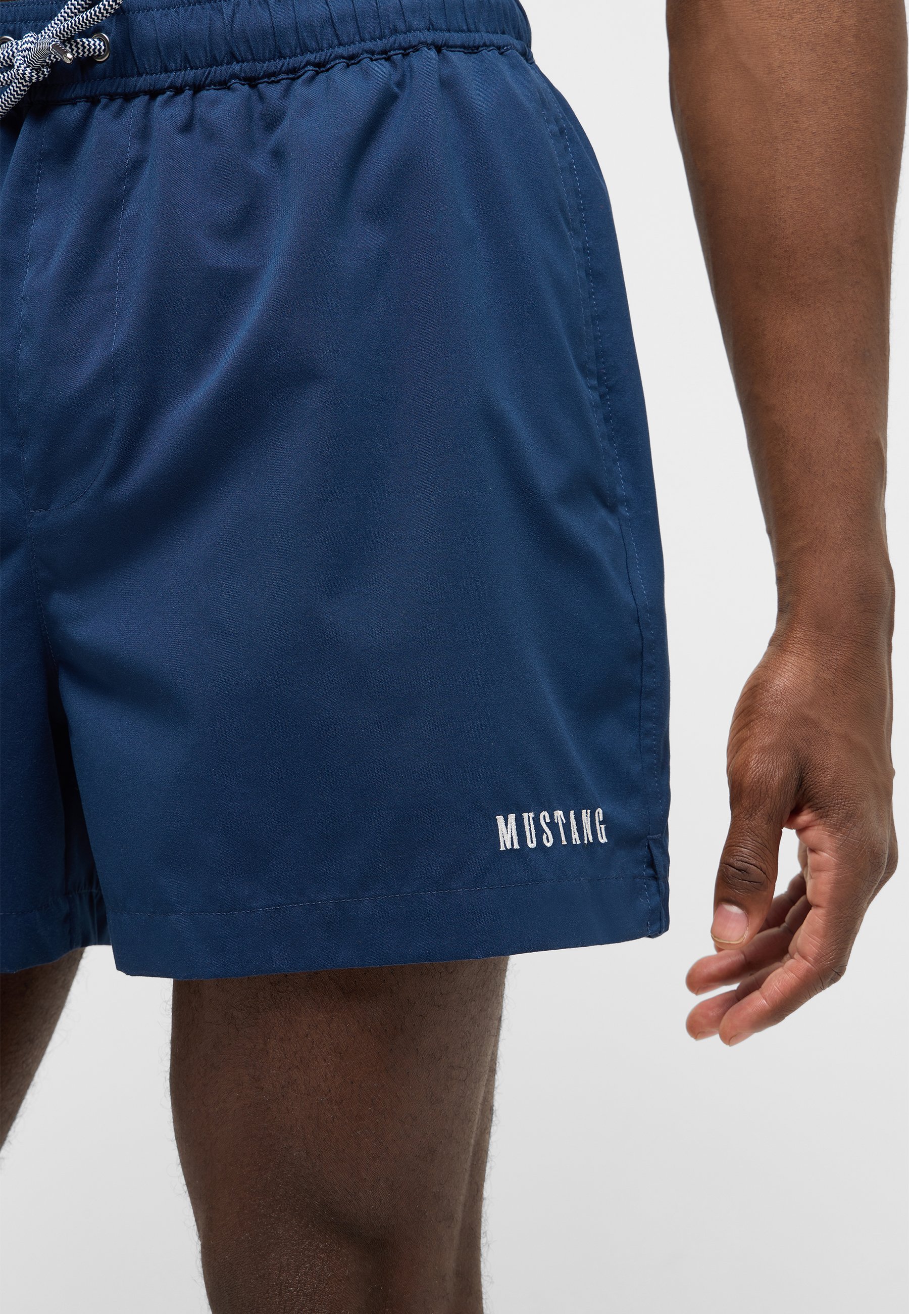 Schwimmshorts, Navy, Kordelzug, Logo-Text, Knie-Länge