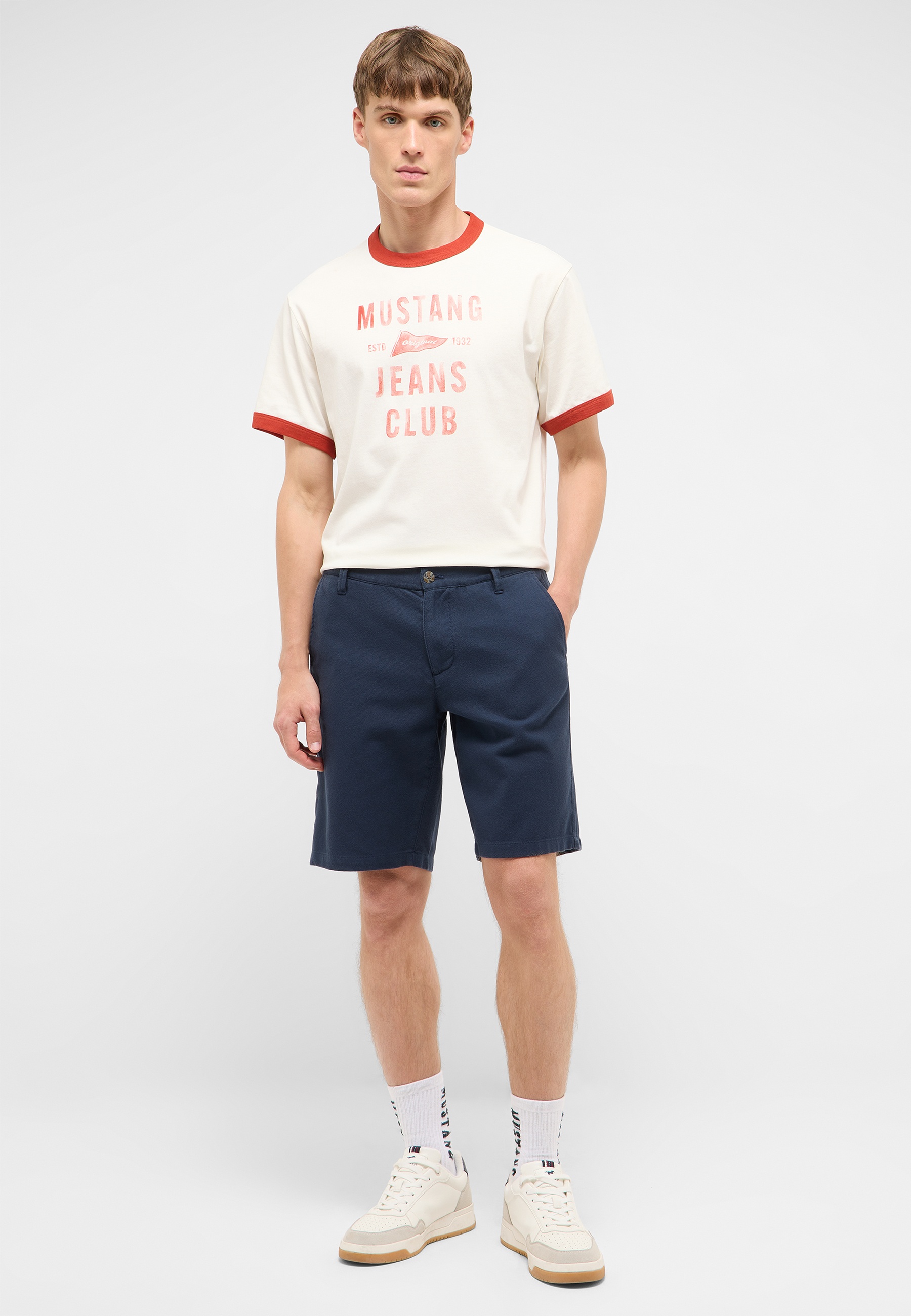 T-Shirt, Rundhals, Kurzarm, Mustang Jeans Club, weiße Shirt