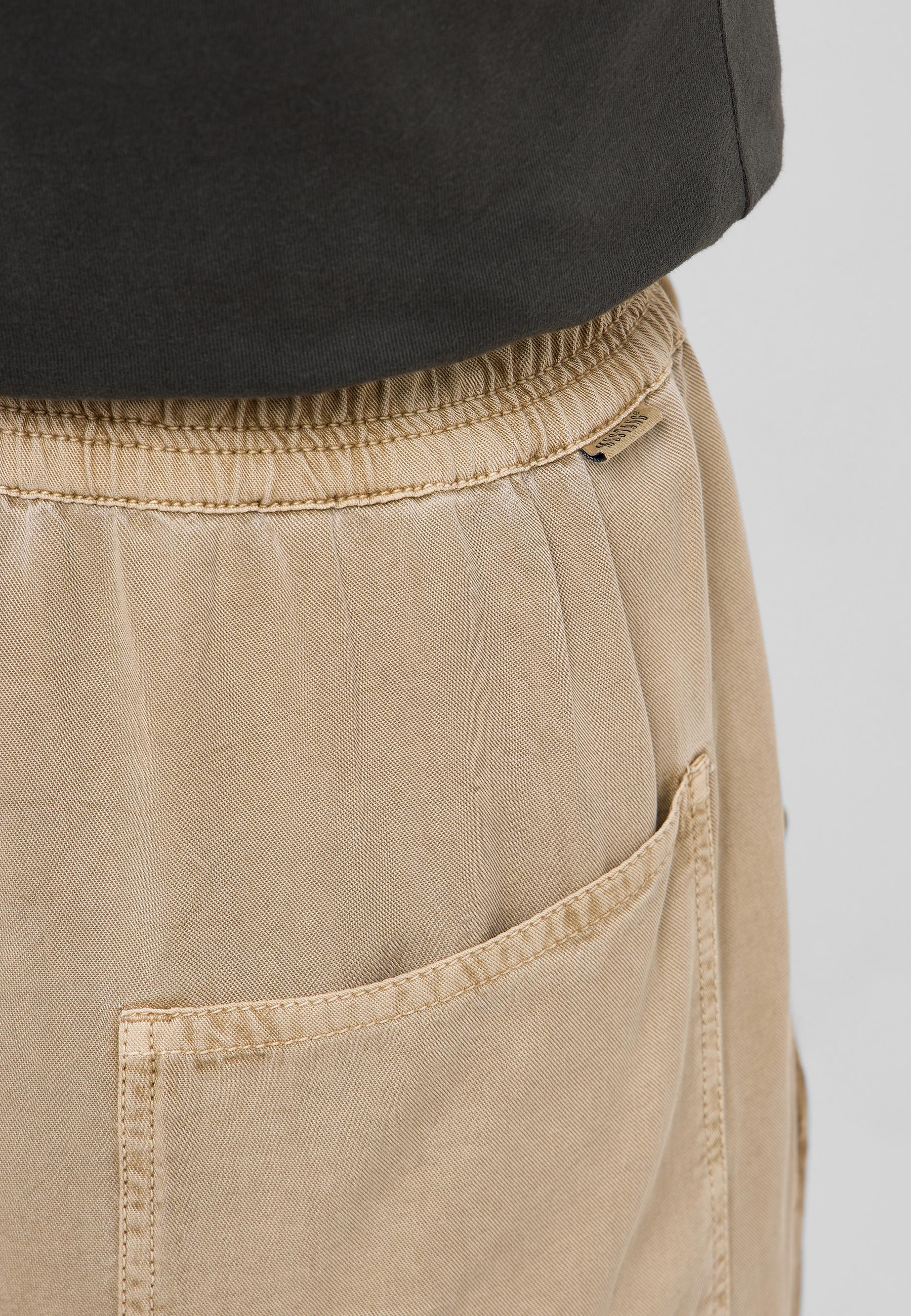 Bekleidung, Hosen, Khaki, Mantel, Jacke