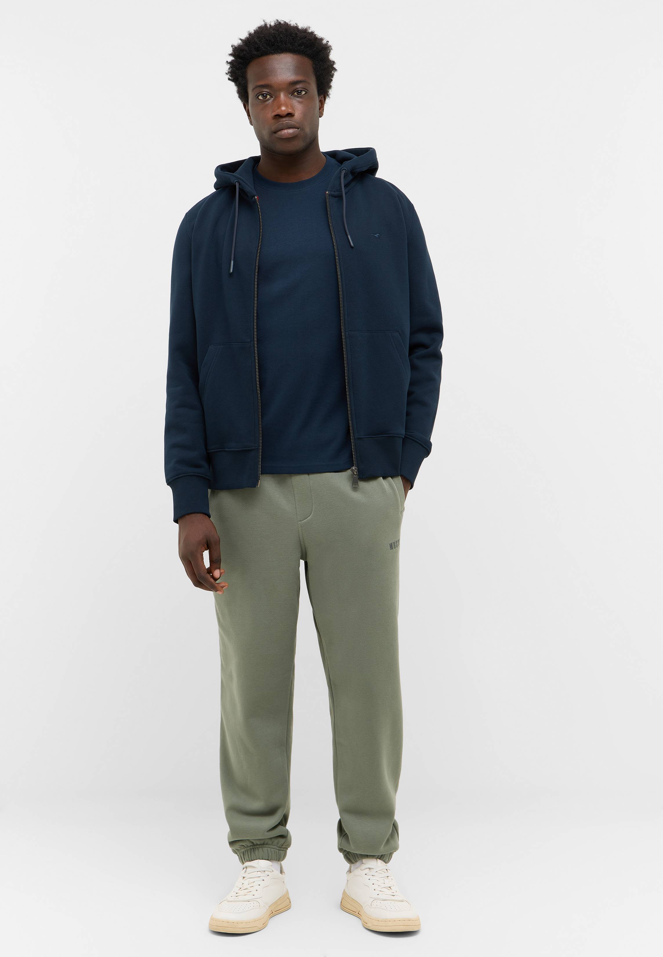 Pulli, Sweatshirt, Mantel, Mann, Person