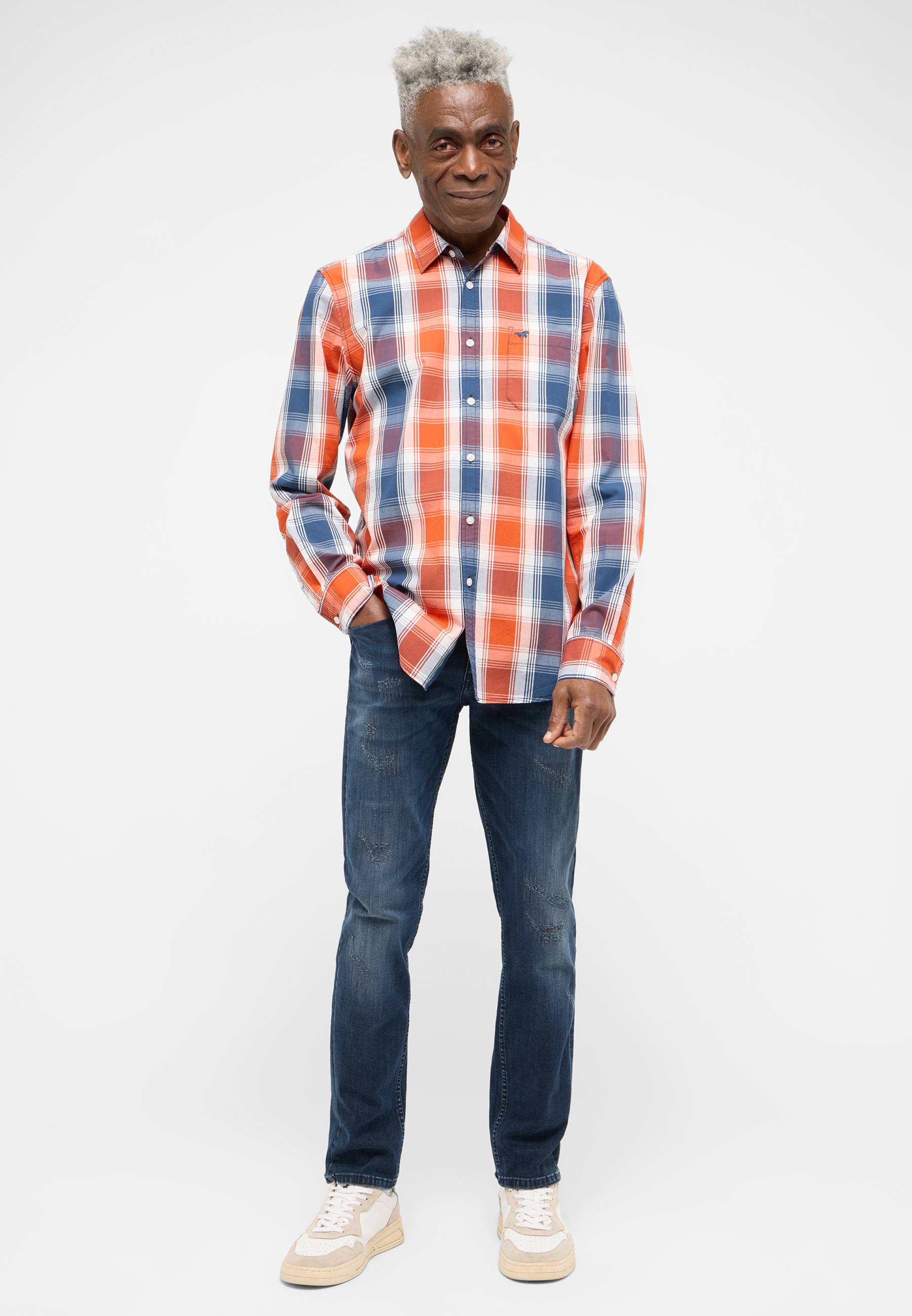 Hemd, Hosen, Person, Stehend, Mann
