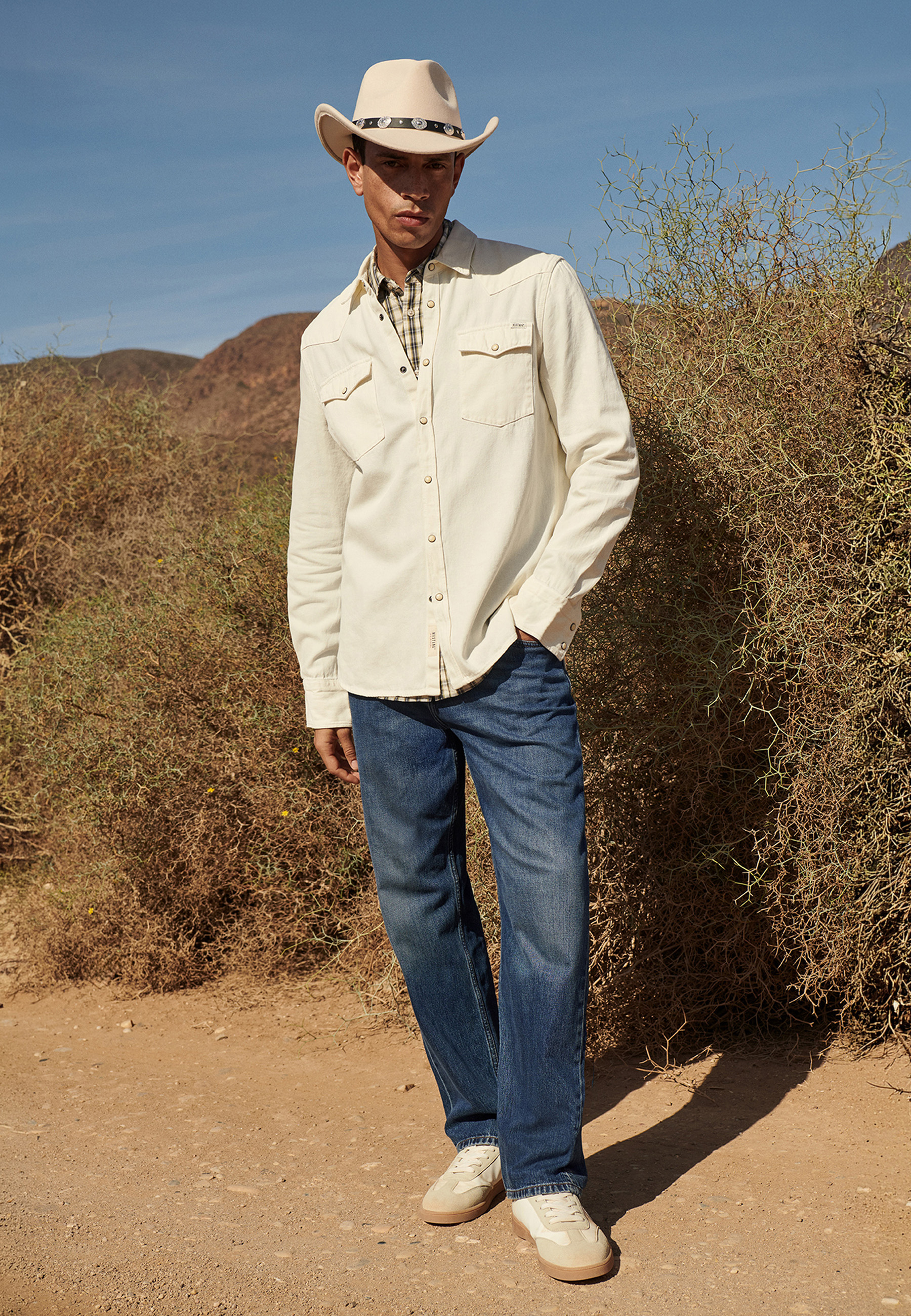 Hosen, Hut, Hemd, Jeanshose, Person