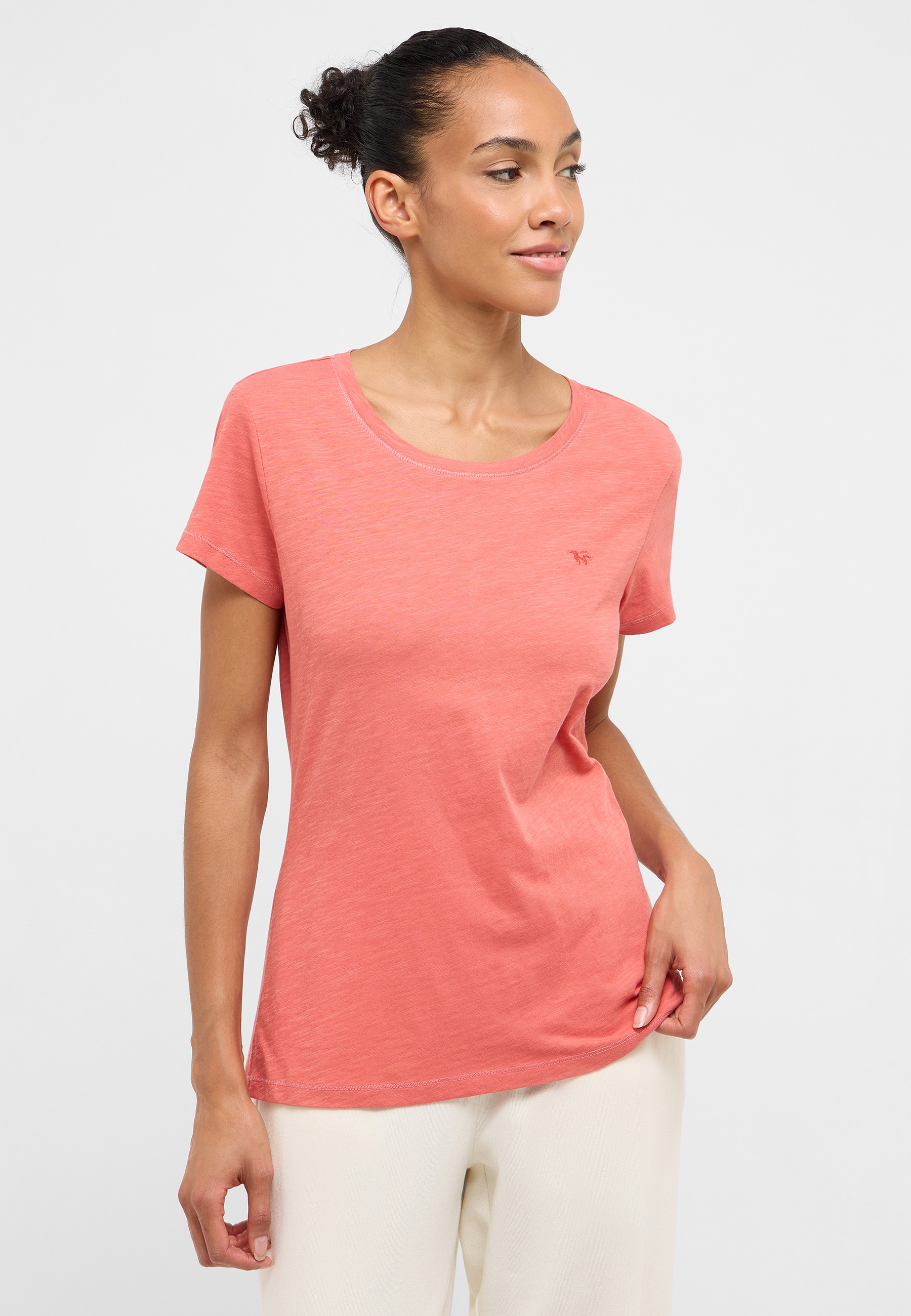 T-shirt, Bluse, Erwachsener, Person, Frau