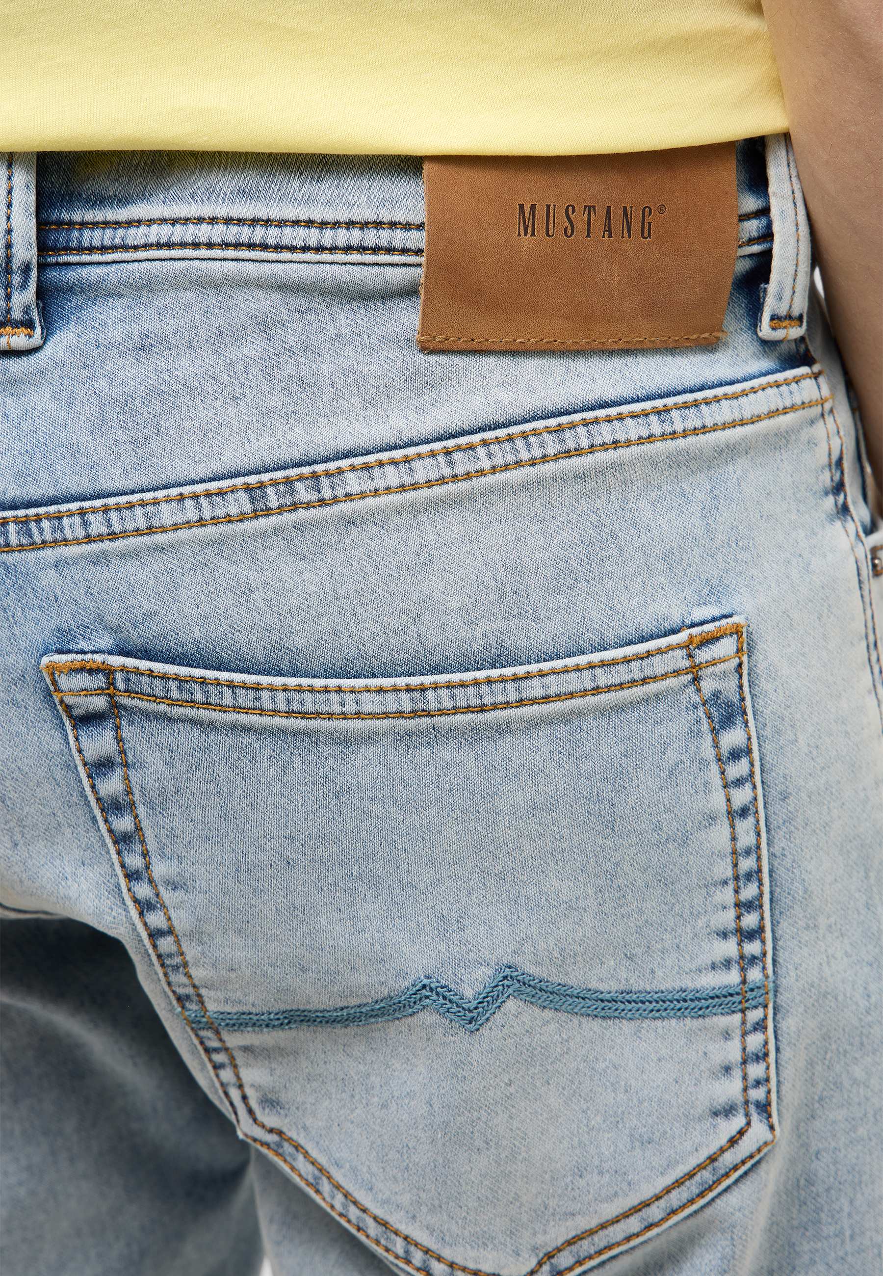 Jeans, Denim, Gesäßtasche, Hintertasche, Braune Patch