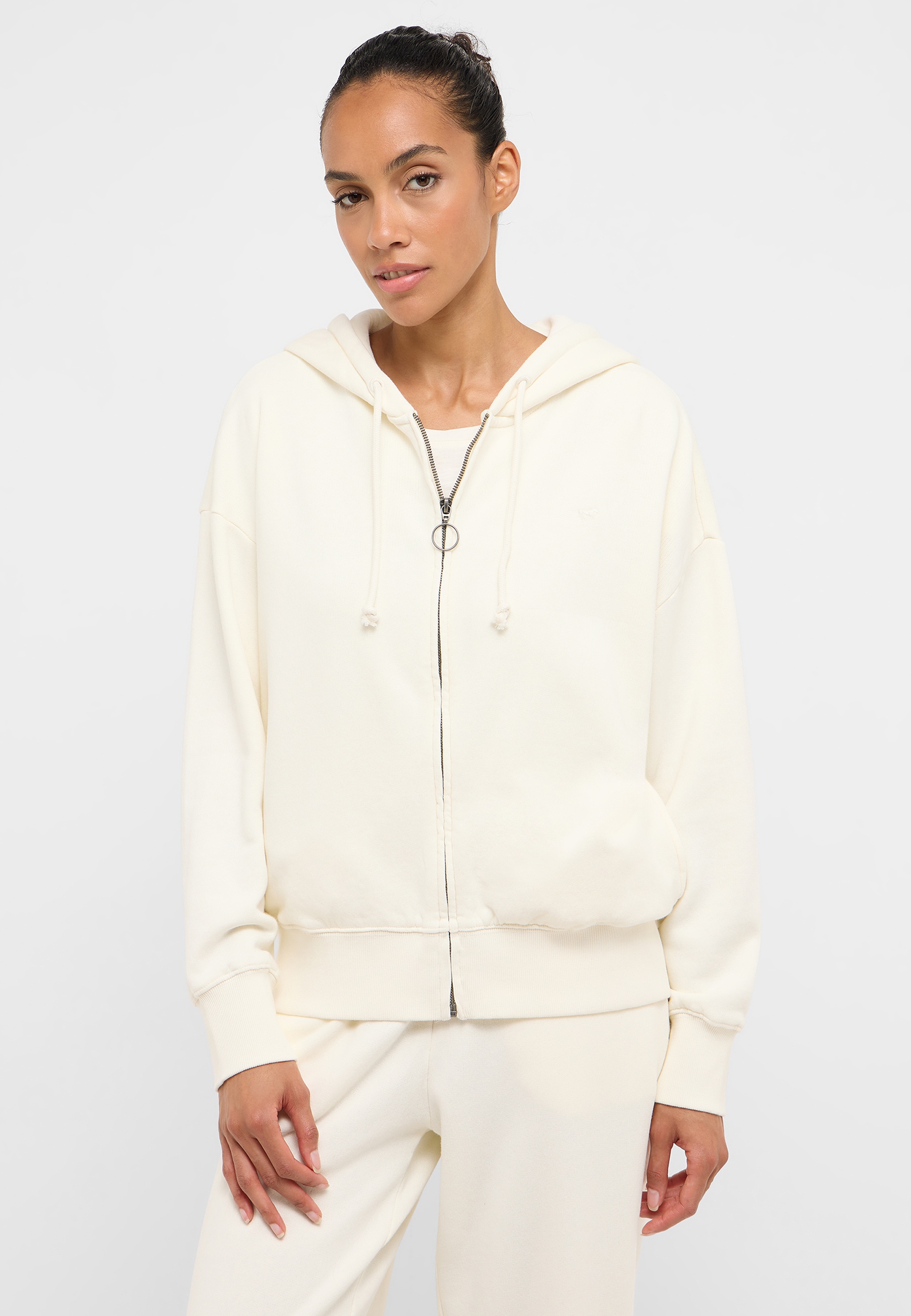 Jacke, Pullover, Sweatshirt, Person, Frau