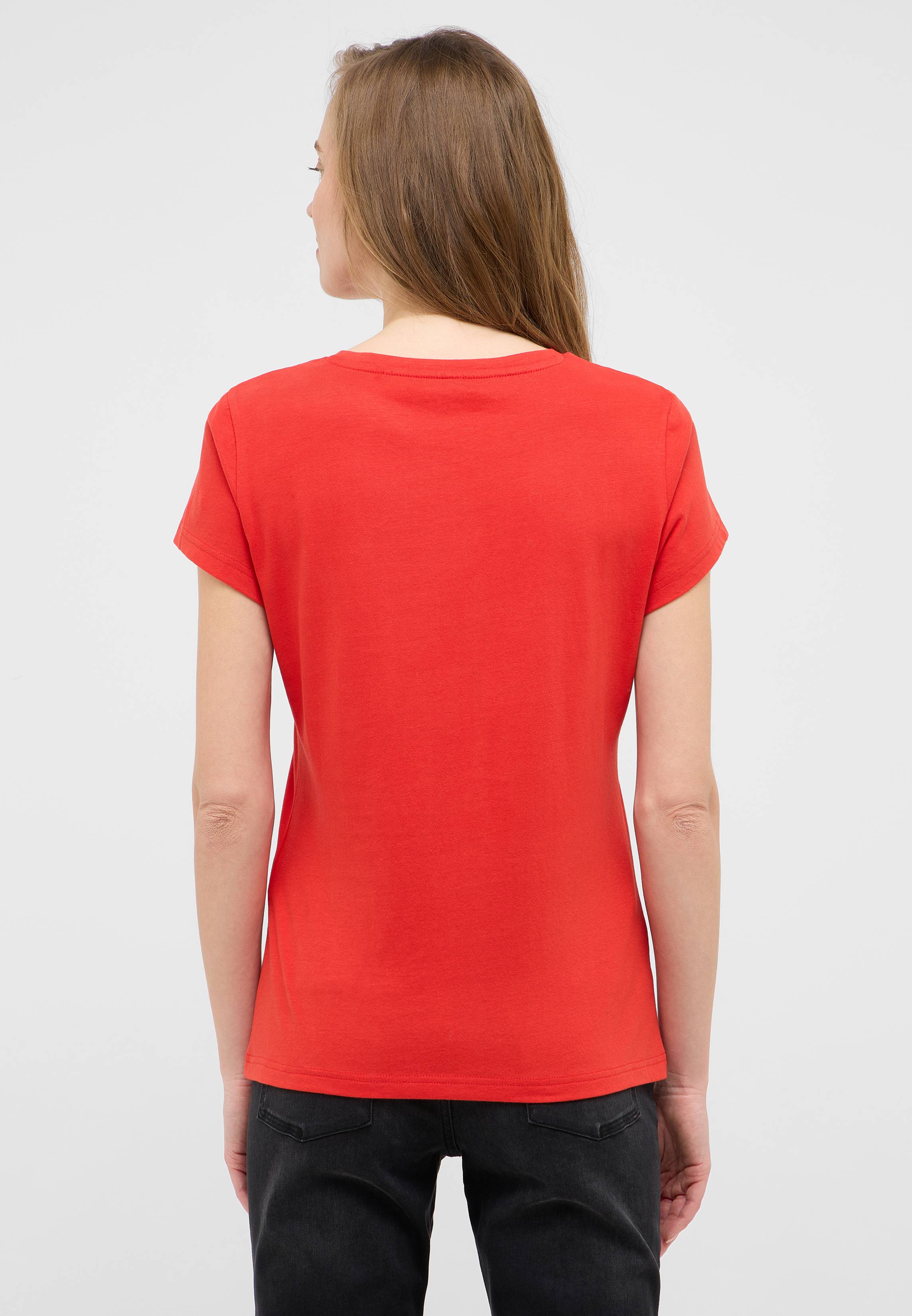 T-shirt, Bluse, Erwachsener, Person, Frau