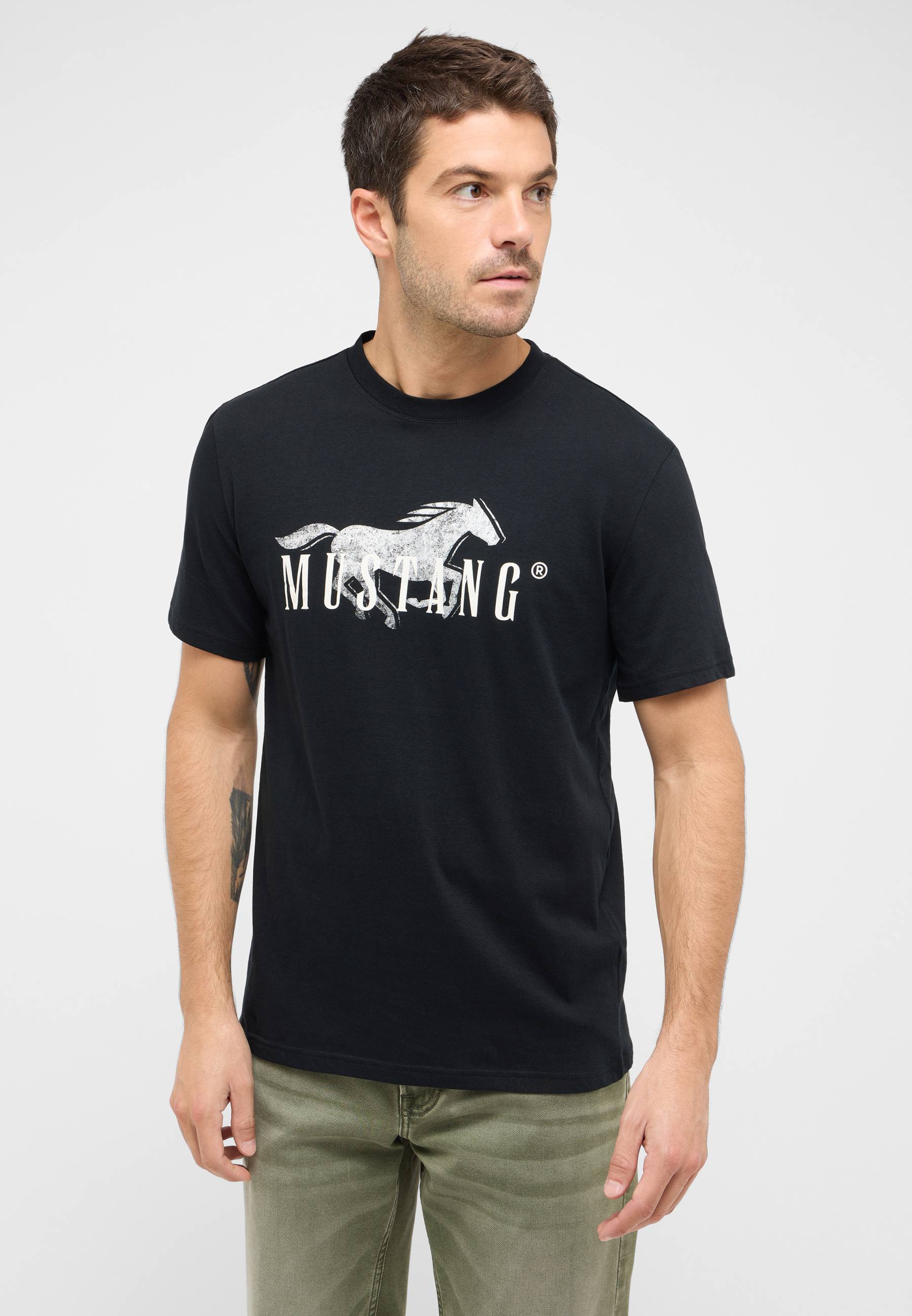 T-shirt, Hemd, Erwachsener, Mann, Person