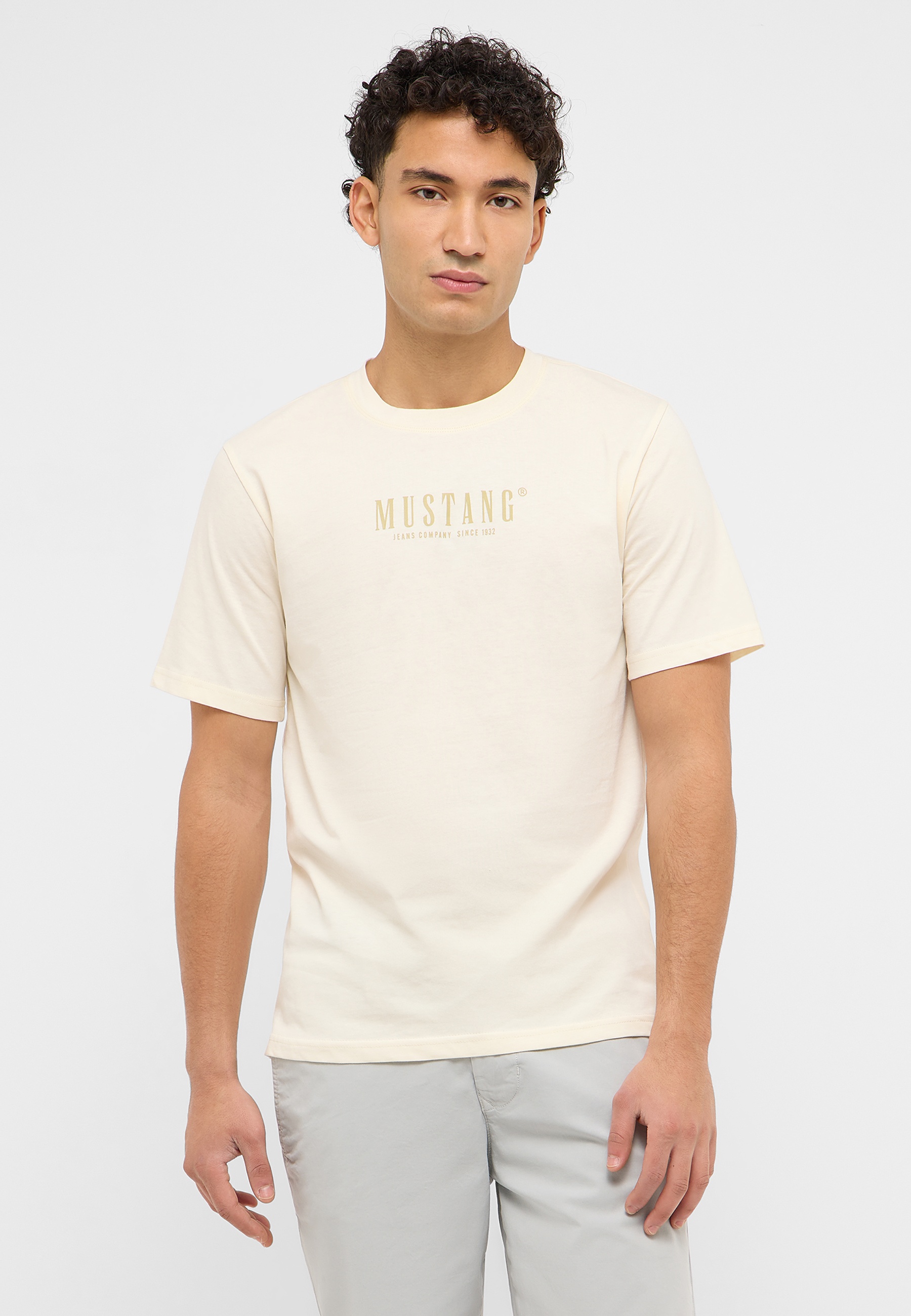 Bekleidung, T-shirt, Person, Hemd, Gesicht