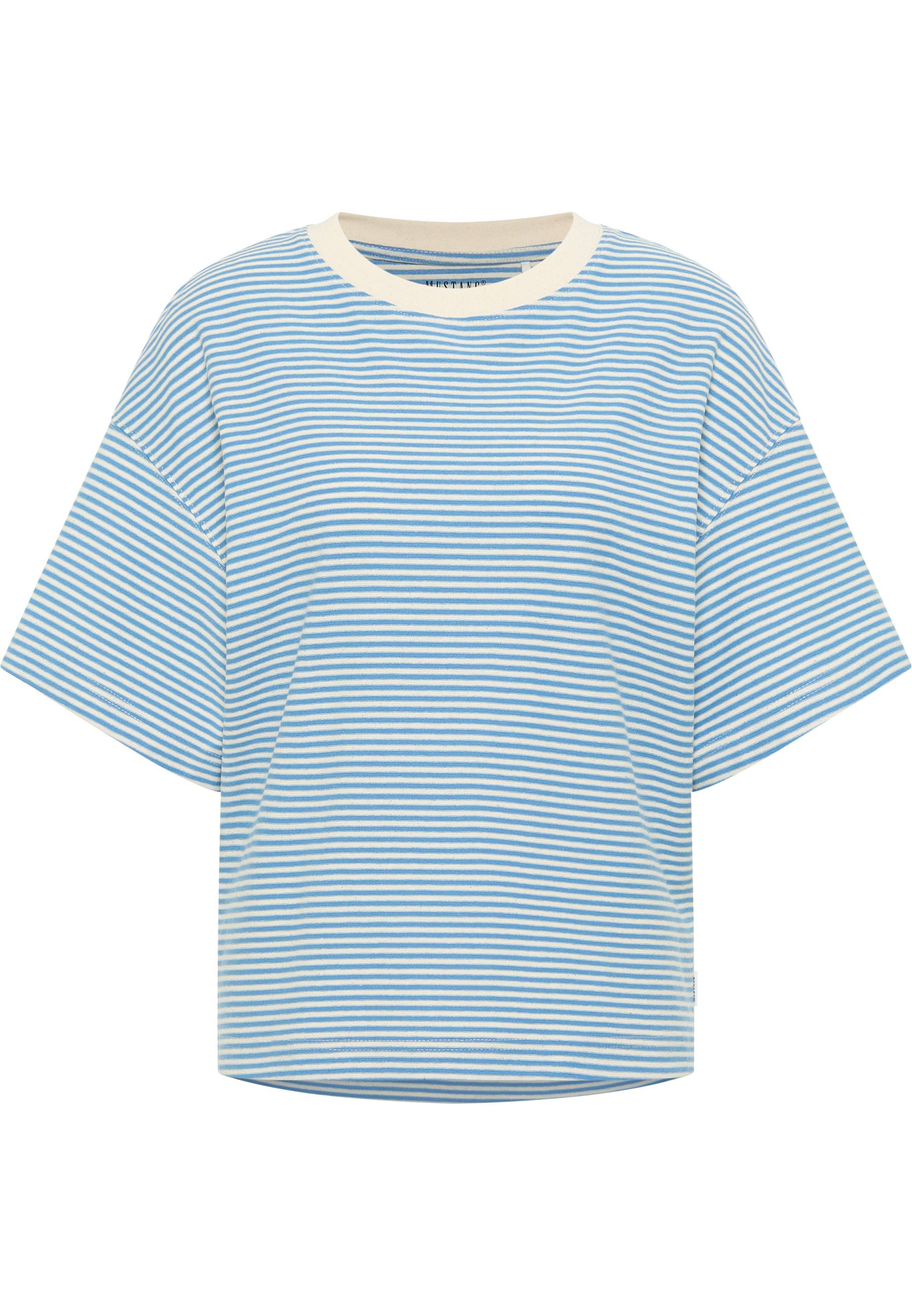 T-Shirt Style Cynthia