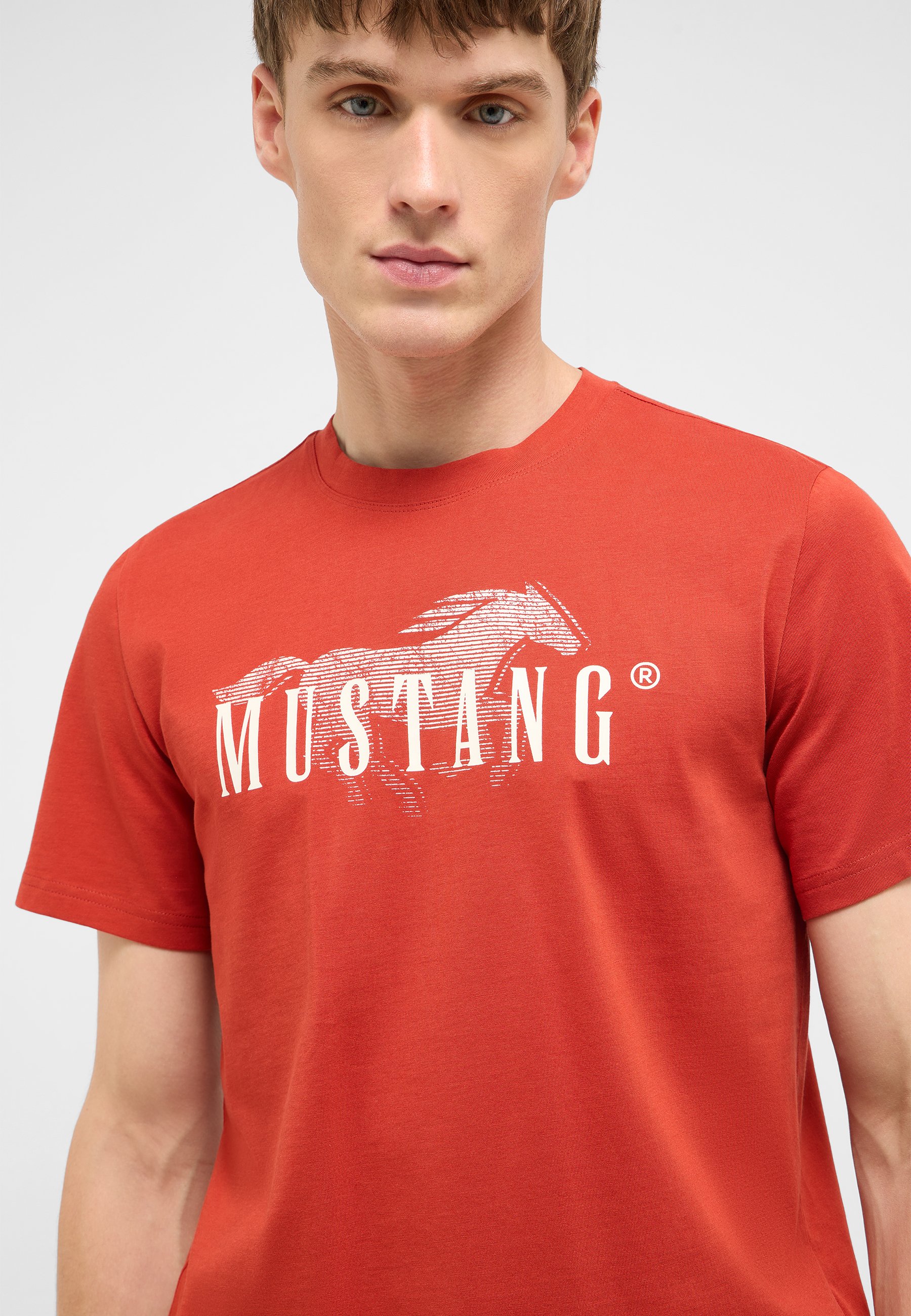 tshirt, graphic, mustang, short-sleeve, red