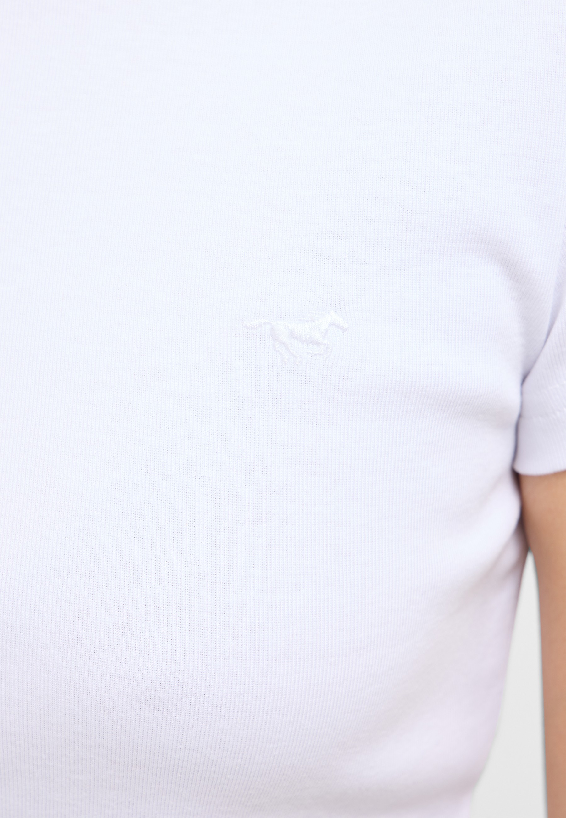 t-shirt, weiß, kurzarm, Strick, Logo-Stickerei