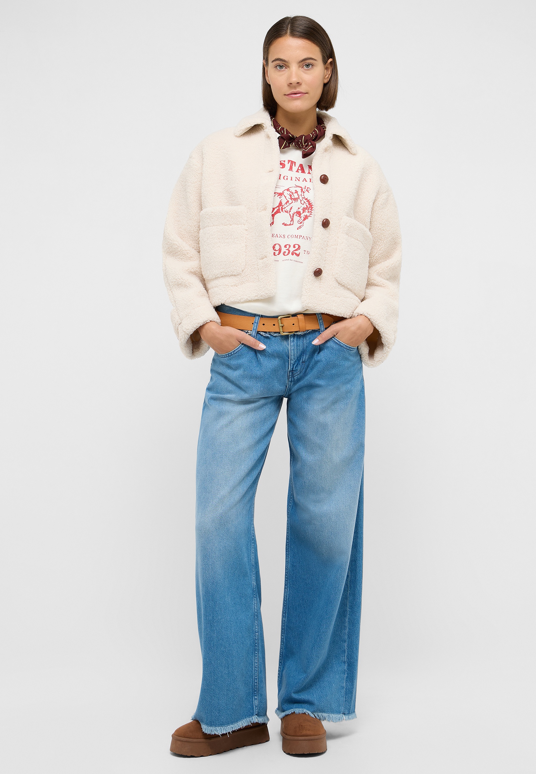 Hosen, Mantel, Jeans, Pullover, Jacke