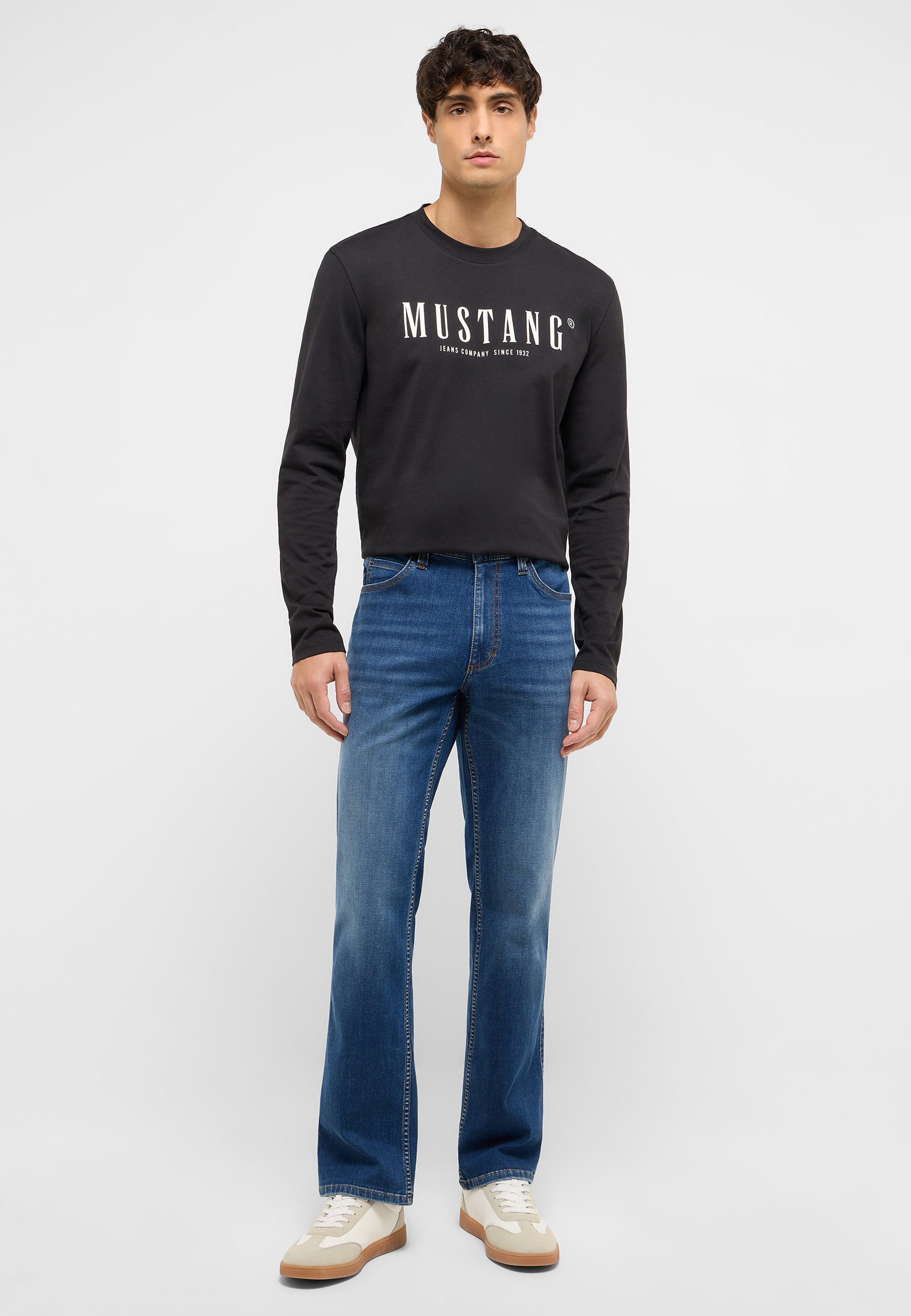 Bekleidung, Hosen, Jeans, Langarm, Person