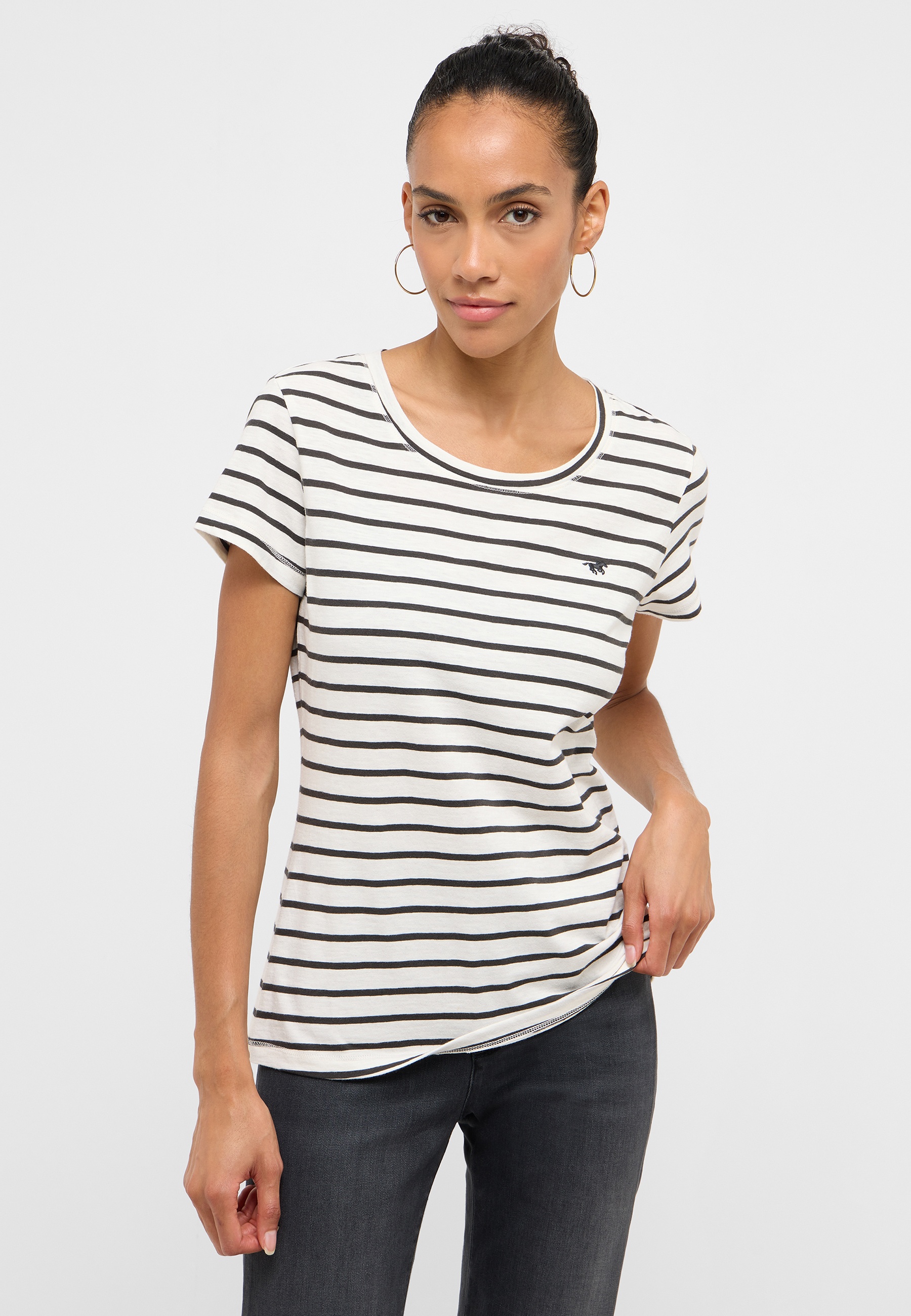 Bluse, T-shirt, Erwachsener, Person, Frau