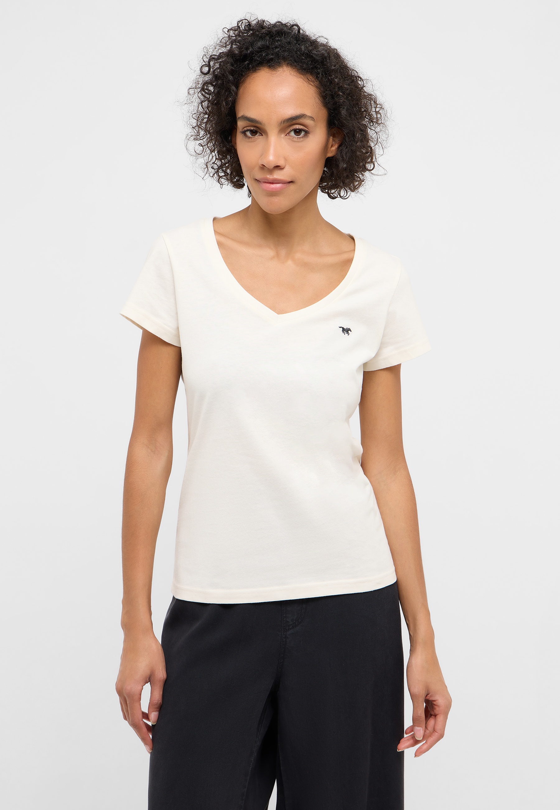 Bluse, T-shirt, Erwachsener, Person, Frau