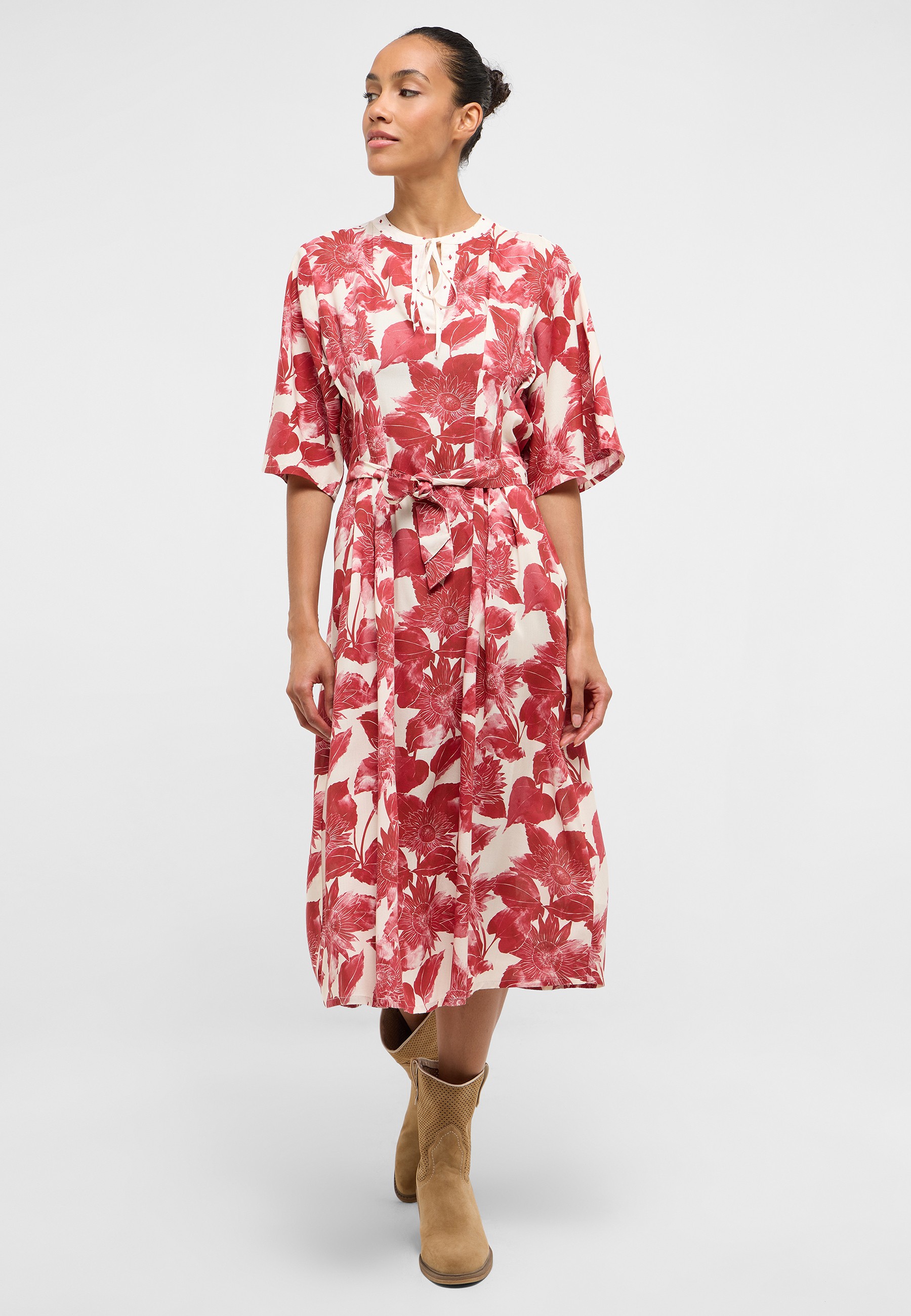 Bekleidung, Kleid, Modisch, Person, Robe