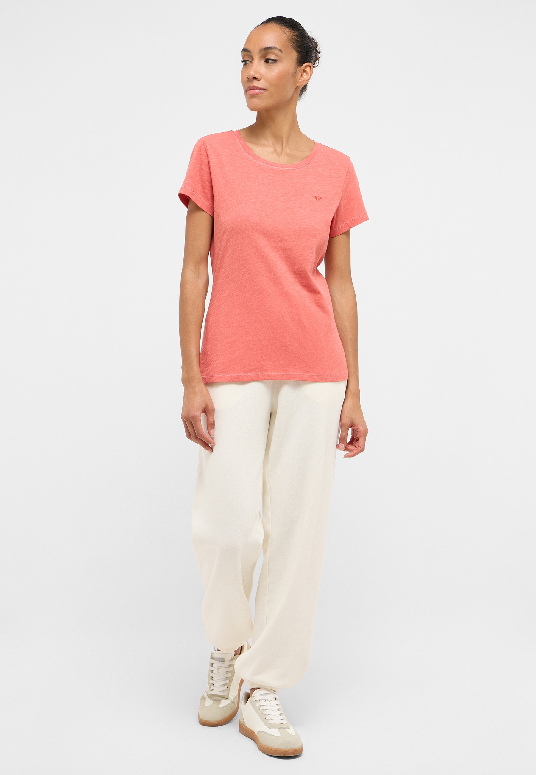 T-shirt, Leinen, Person, Bluse, Hosen