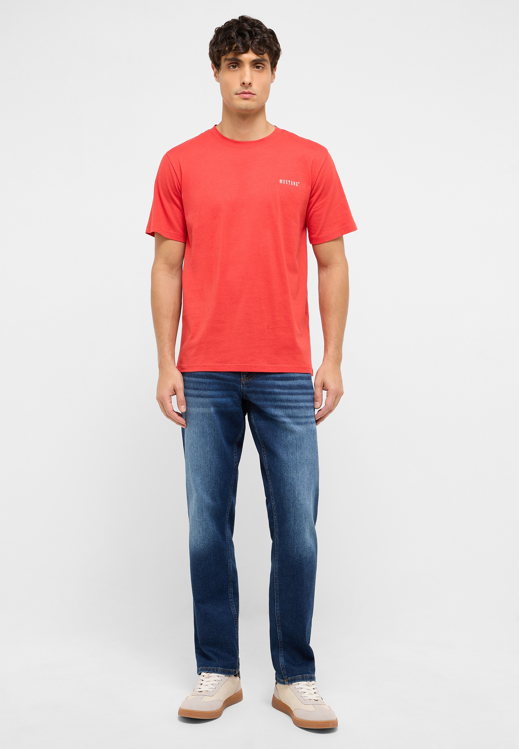 T-shirt, Hosen, Person, Stehend, Jeanshose