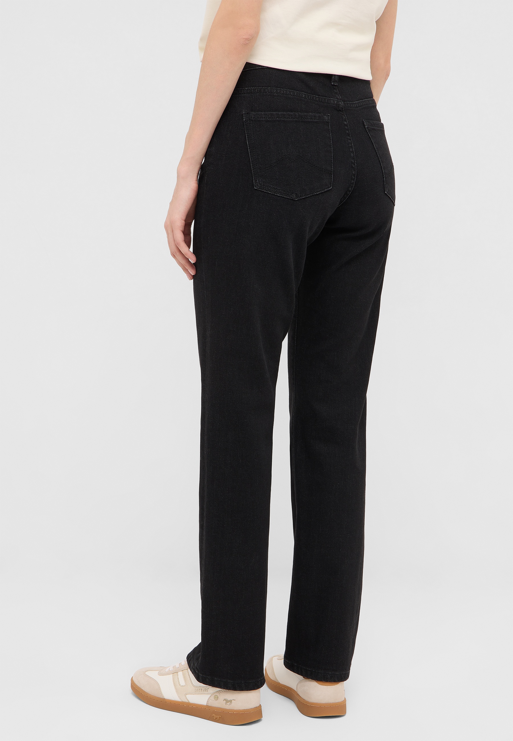 Jeans Style Crosby Relaxed Straight