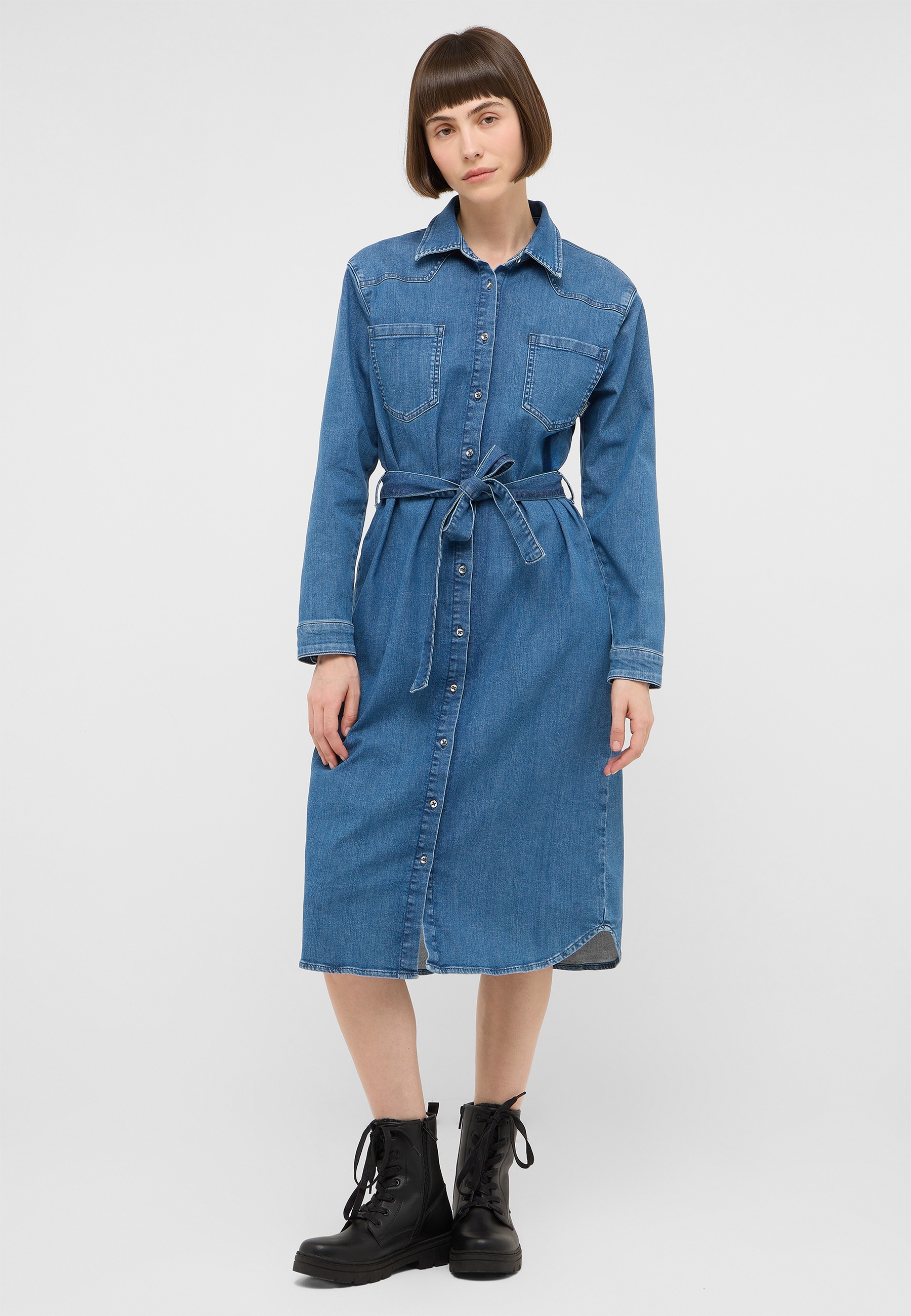 jeanskleid, denim, knopfleck, taillierter полноцен, stiefel