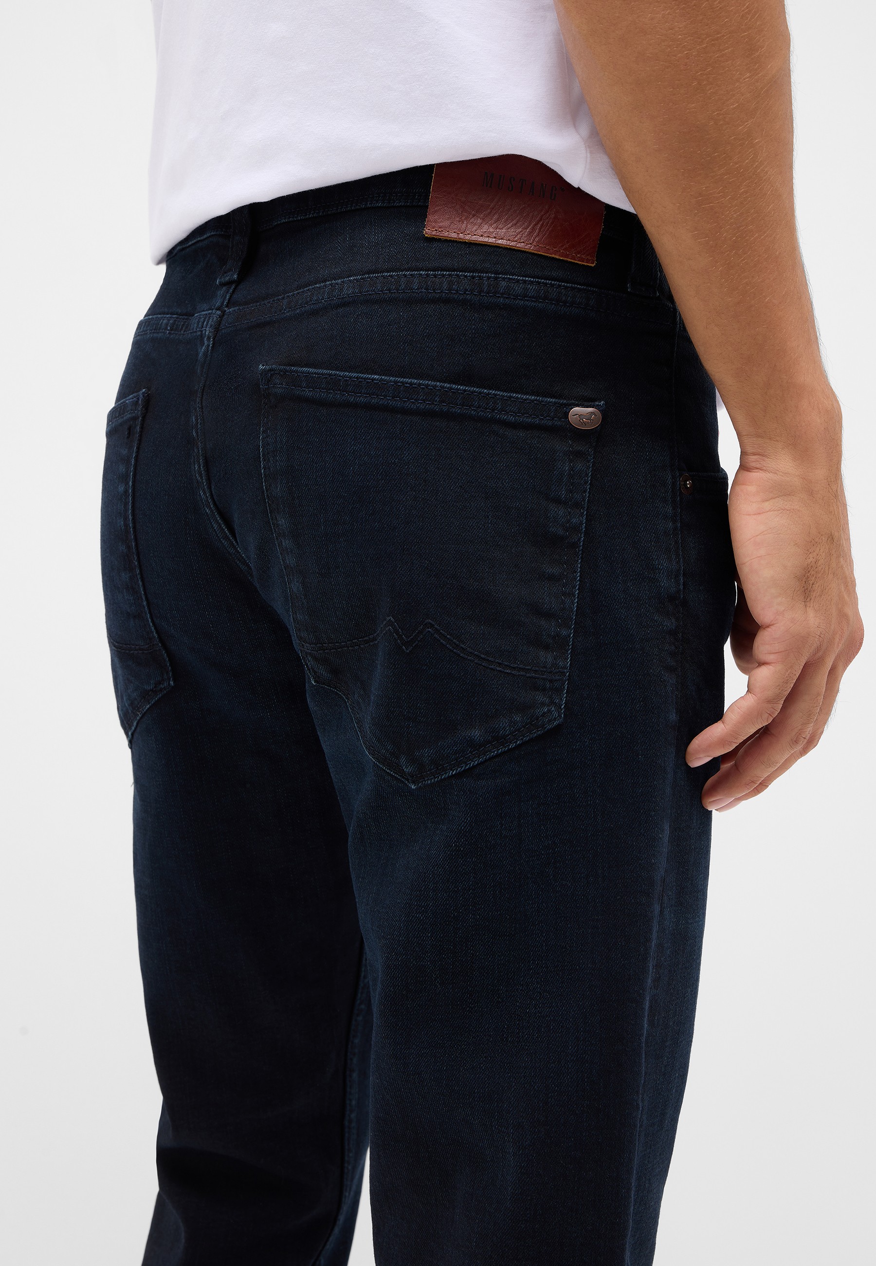 Pánské džíny MUSTANG Michigan Tapered modré | EXE JEANS | Specialisté Pánské džíny MUSTANG Michigan Tapered modré | EXE JEANS | Specialisté