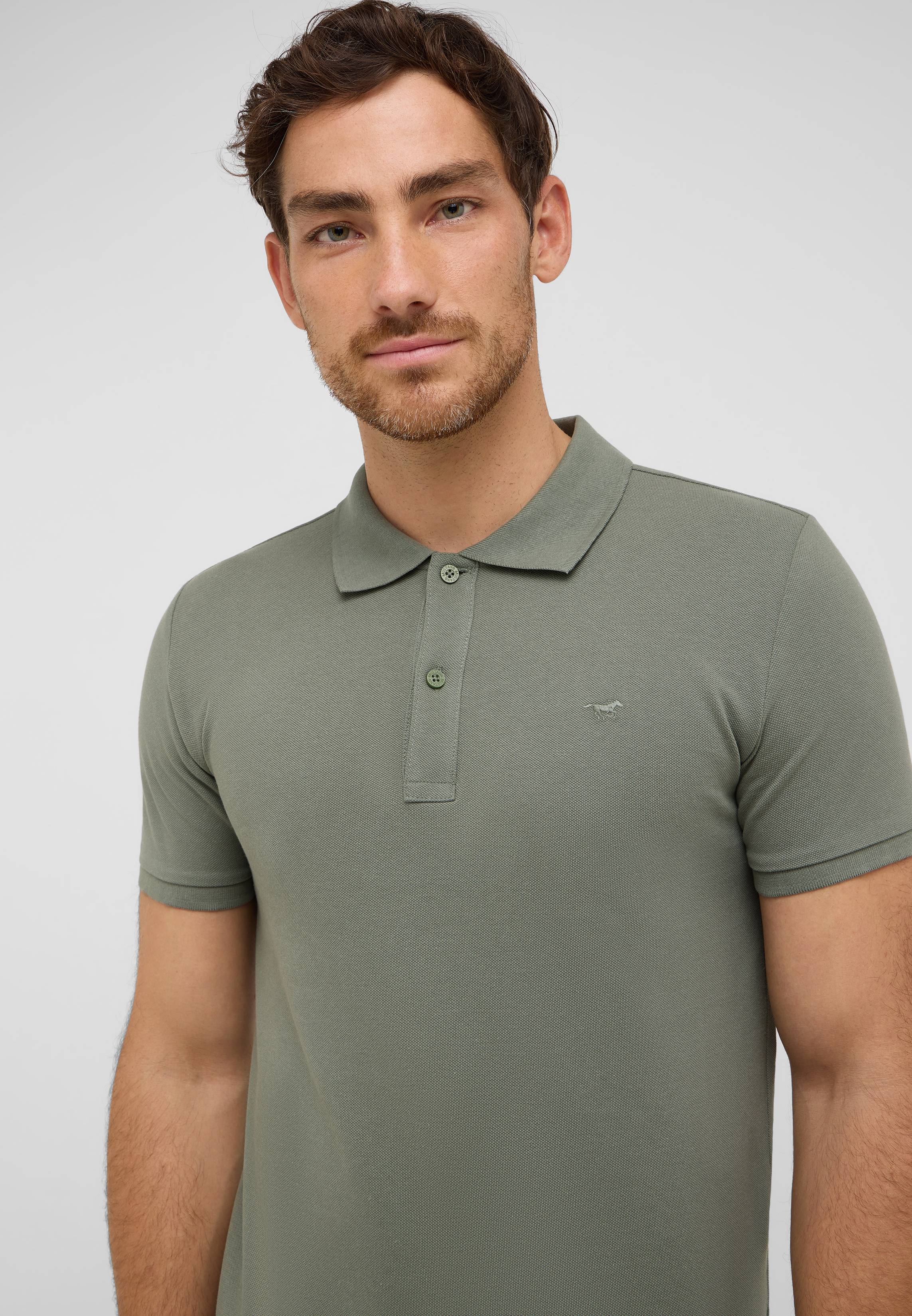 T-shirt, Hemd, Hals, Person, Mann