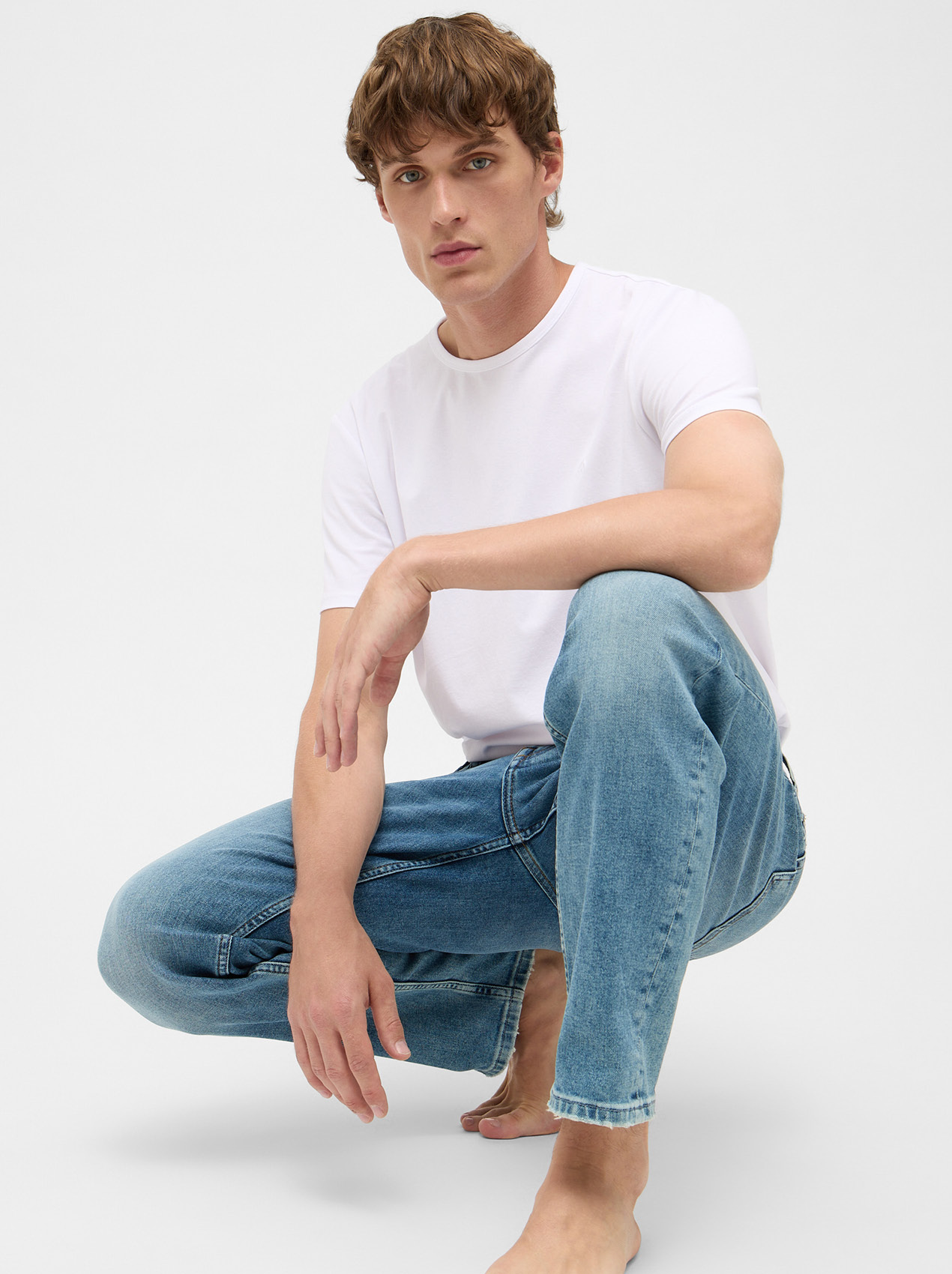Person, Sitzen, Hosen, Junge, Jugendlich