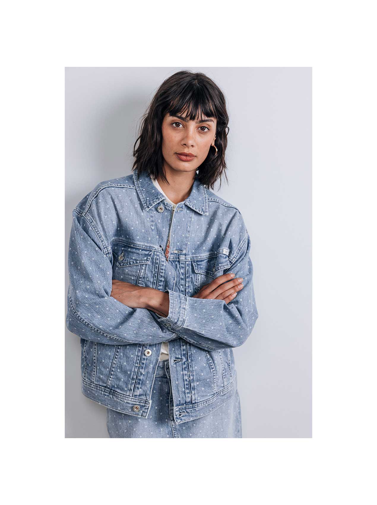 Hosen, Jeans, Langarm, Person, Frau, Hosen, Langarm, Ärmel, Hemd, Jeanshose