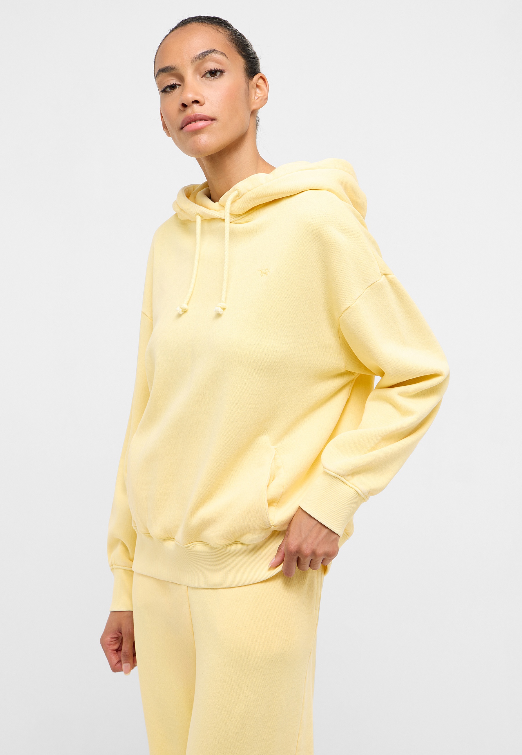 Erwachsener, Weiblich, Person, Frau, Sweatshirt