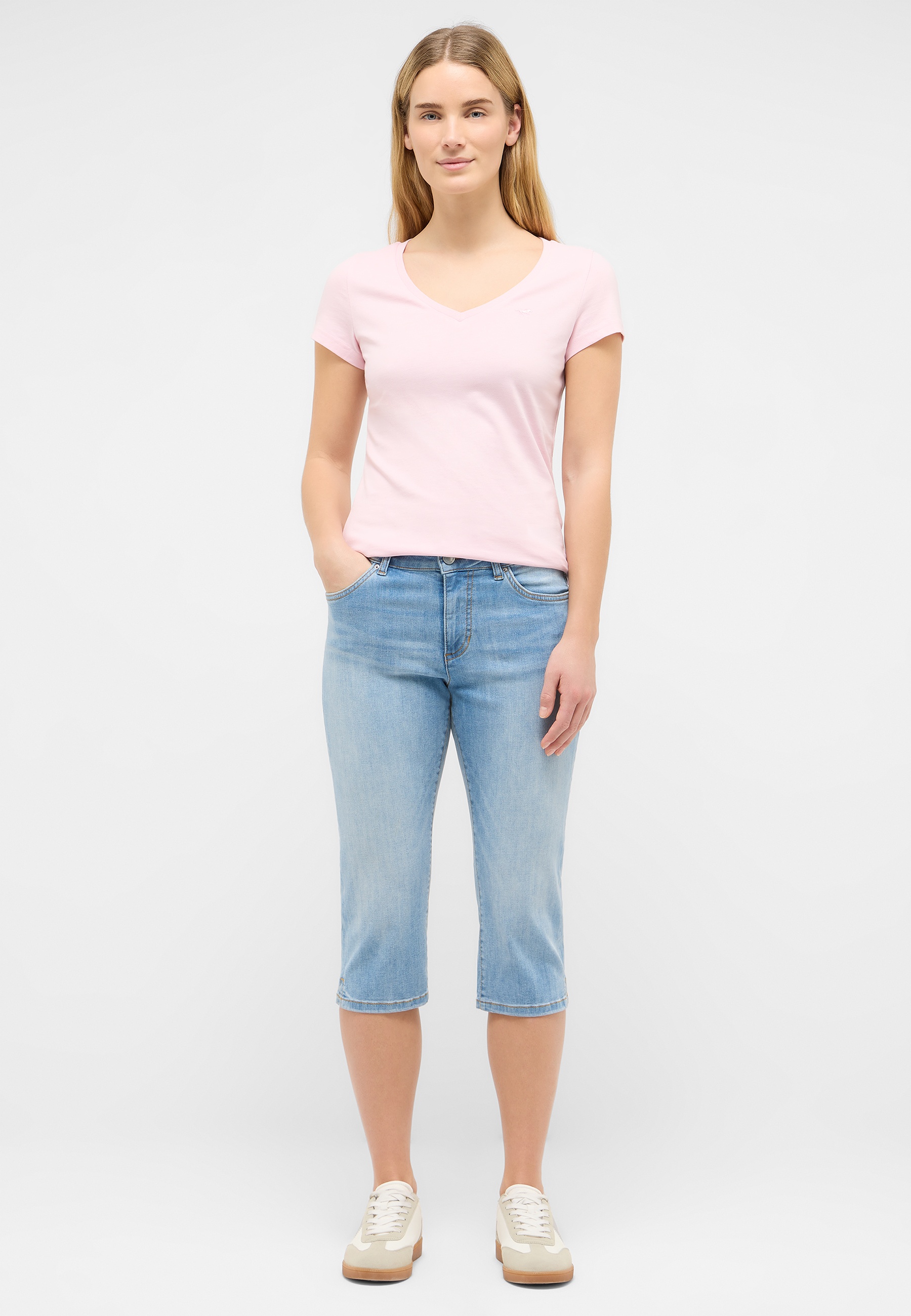 t-shirt, V-Ausschnitt, rosa, Jeansshorts, Kapuzenlos